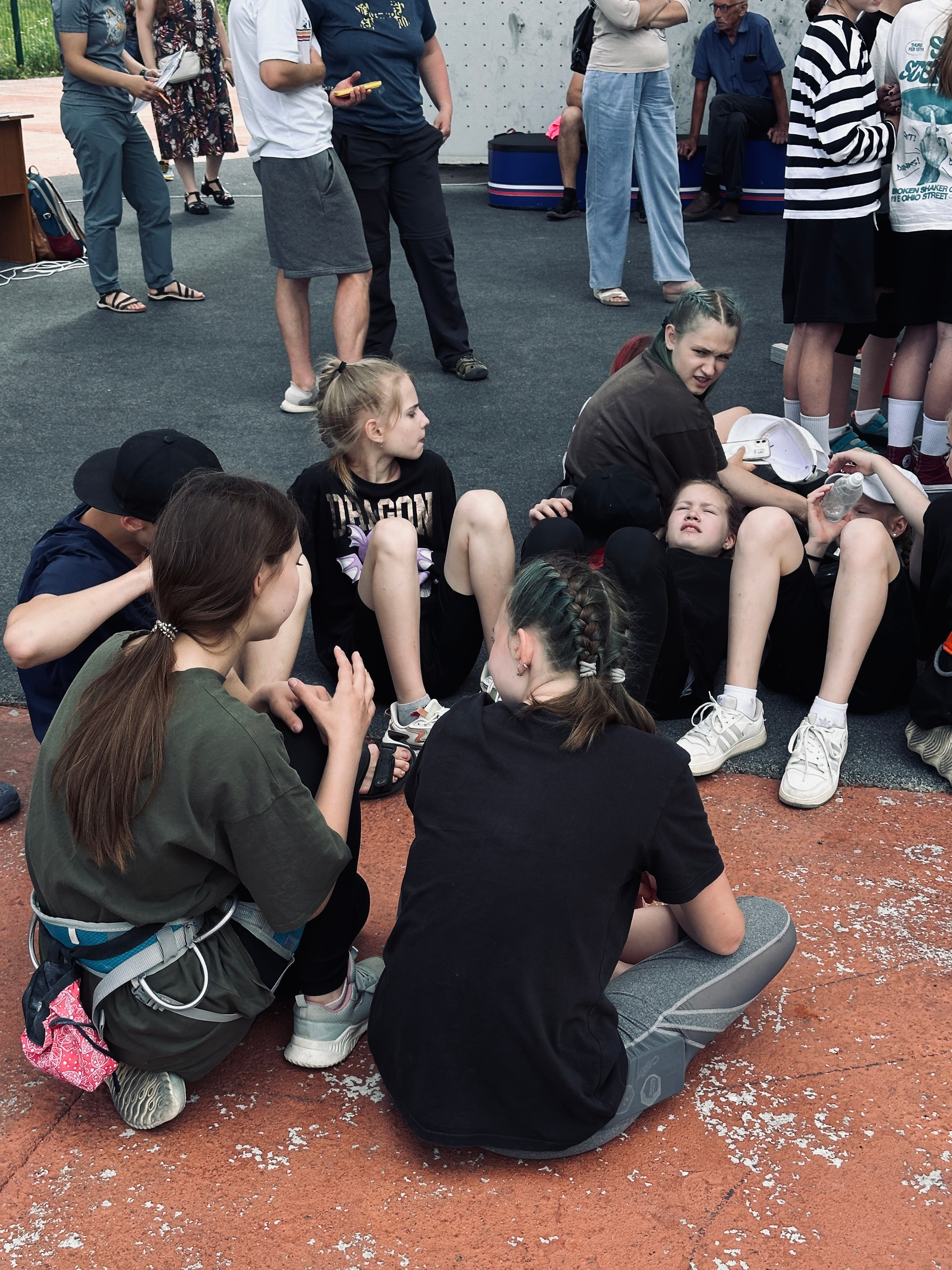 Дети. Смотри, красота!