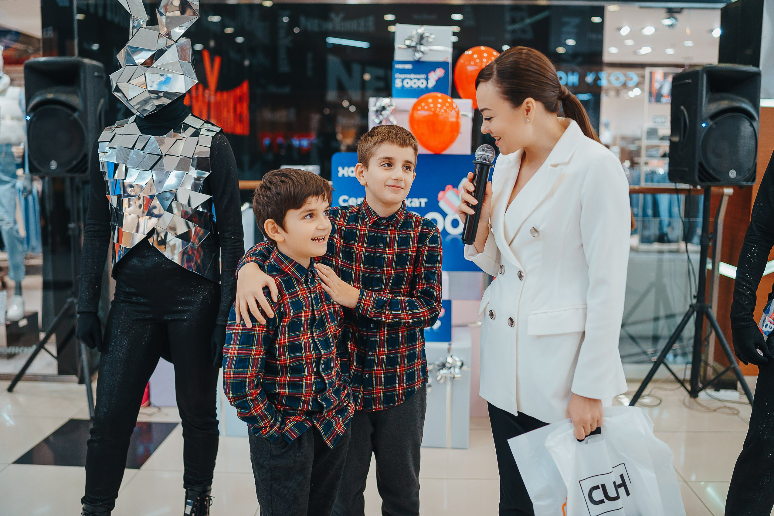 Совкомбанк Халва промо. Репортажный (Event) фотограф в Барнауле | Даниил Маркин | Качество и вайб