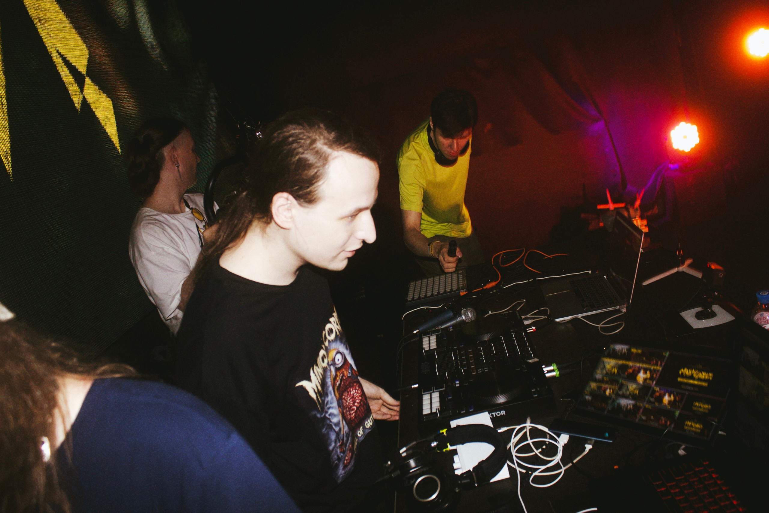 Фестиваль MASHUPBLE4. Концертный и портретный фотограф в Москве Соня Спросонья