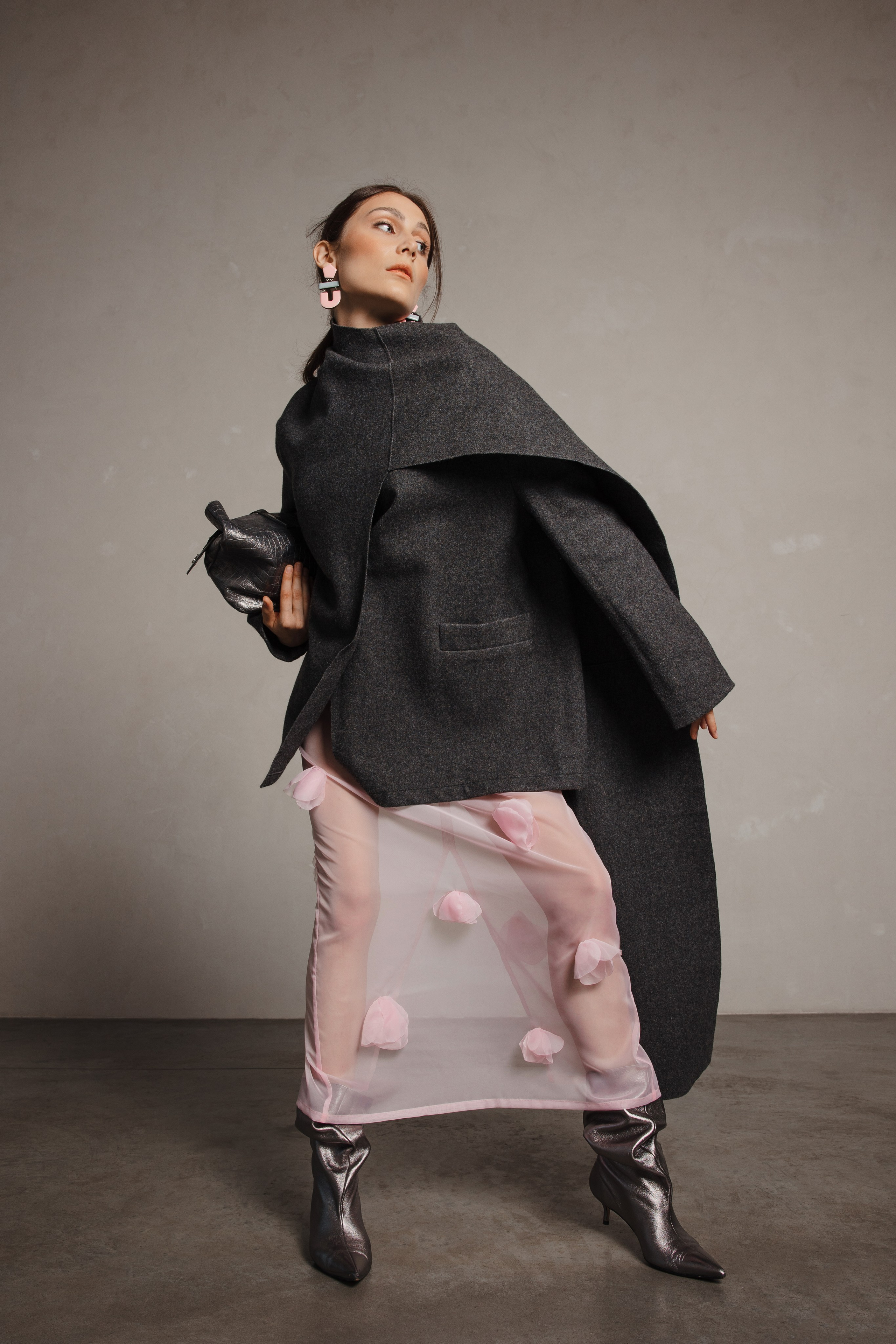 Мультибрендовый бутик «Наши в космосе» для соц. сетей. Контент фотограф в Москве и области Елена Кулакова