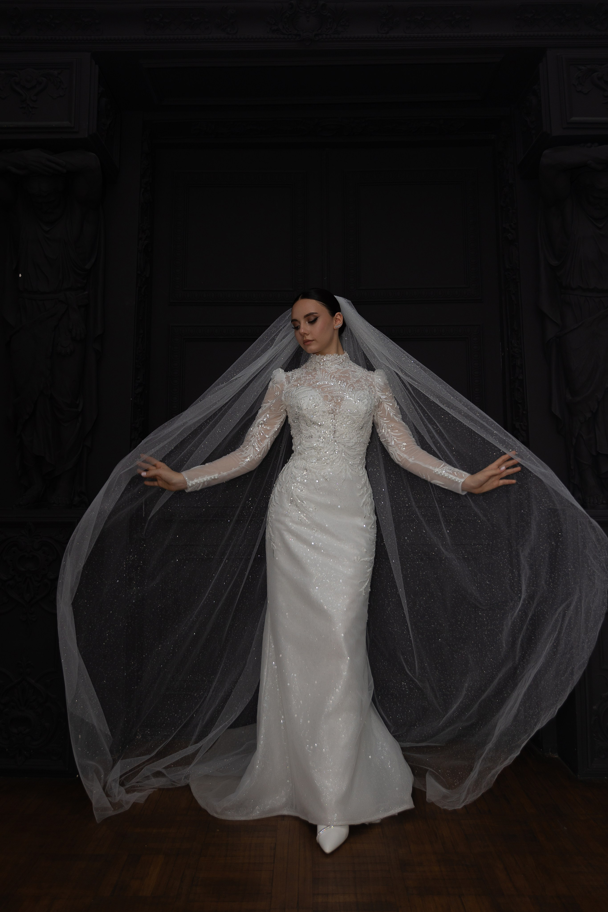 Свадебная фотосессия в фотостудии «Hram» 24.08.2024. Свадебный и семейный фотограф Виолетта Сидельникова. Краснодар, Россия, Беларусь, Европа