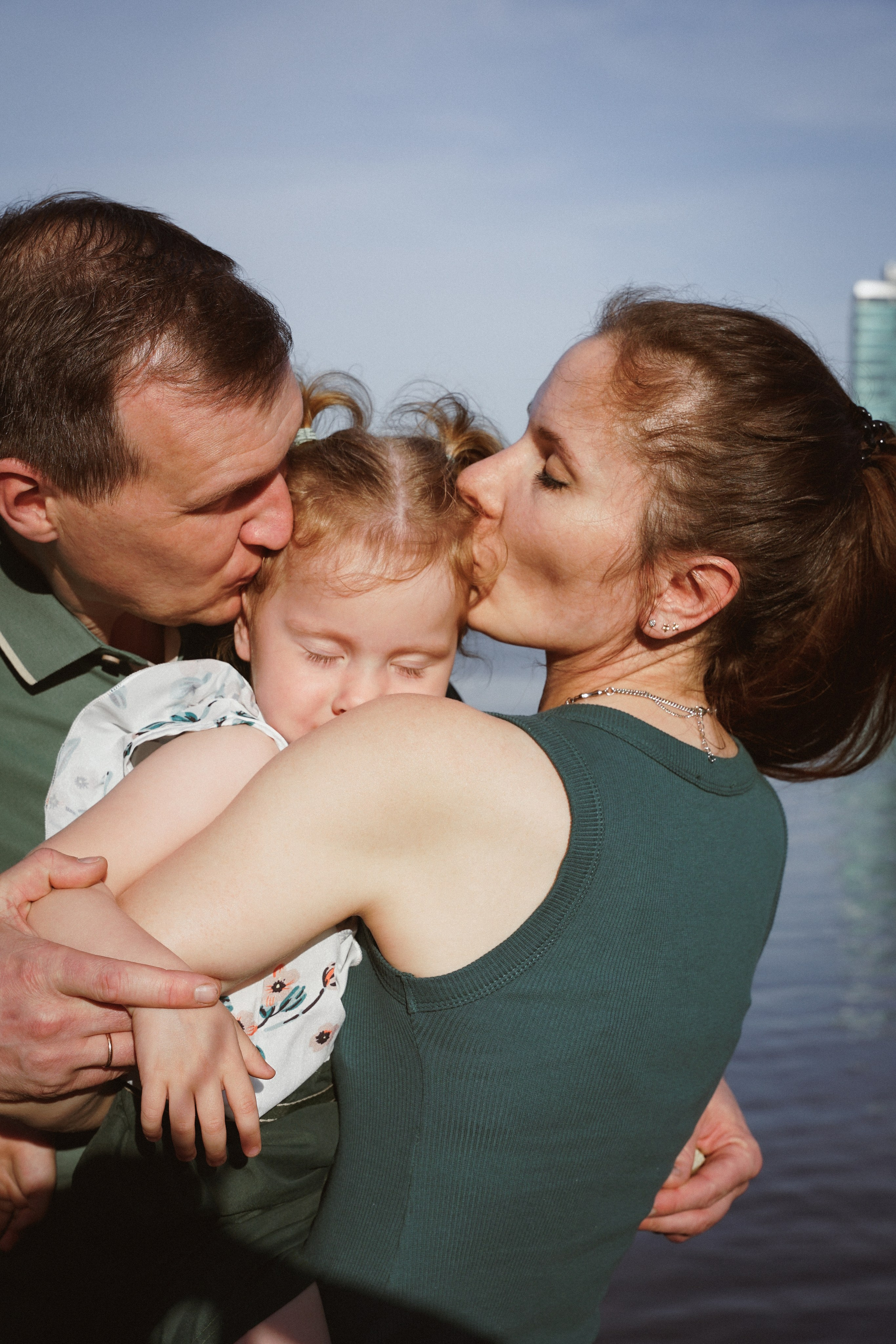 Семейная съемка с ребенком в парке Екатеринбурга