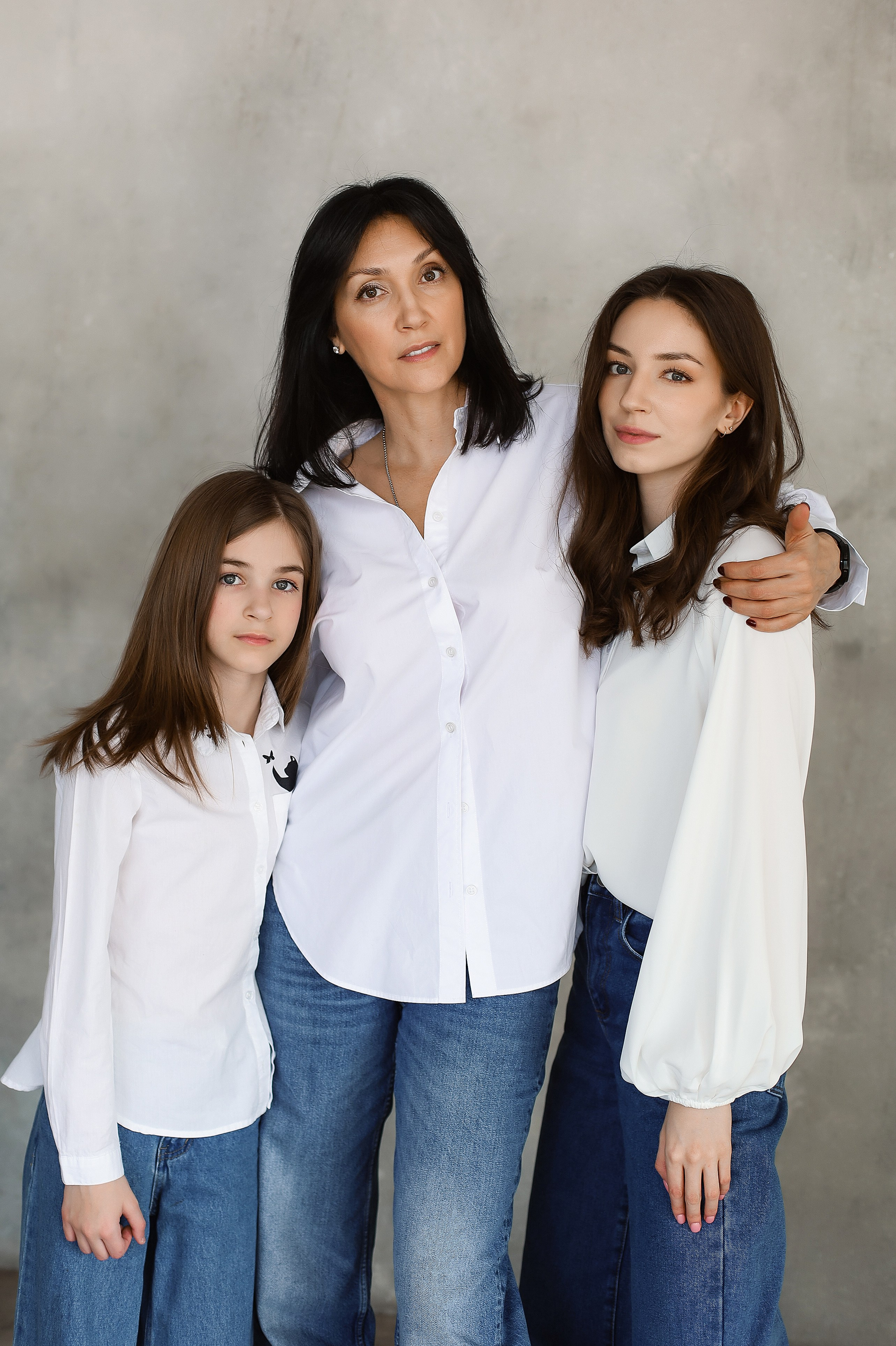 Мама с дочками. Визуал для эспертов и блогеров