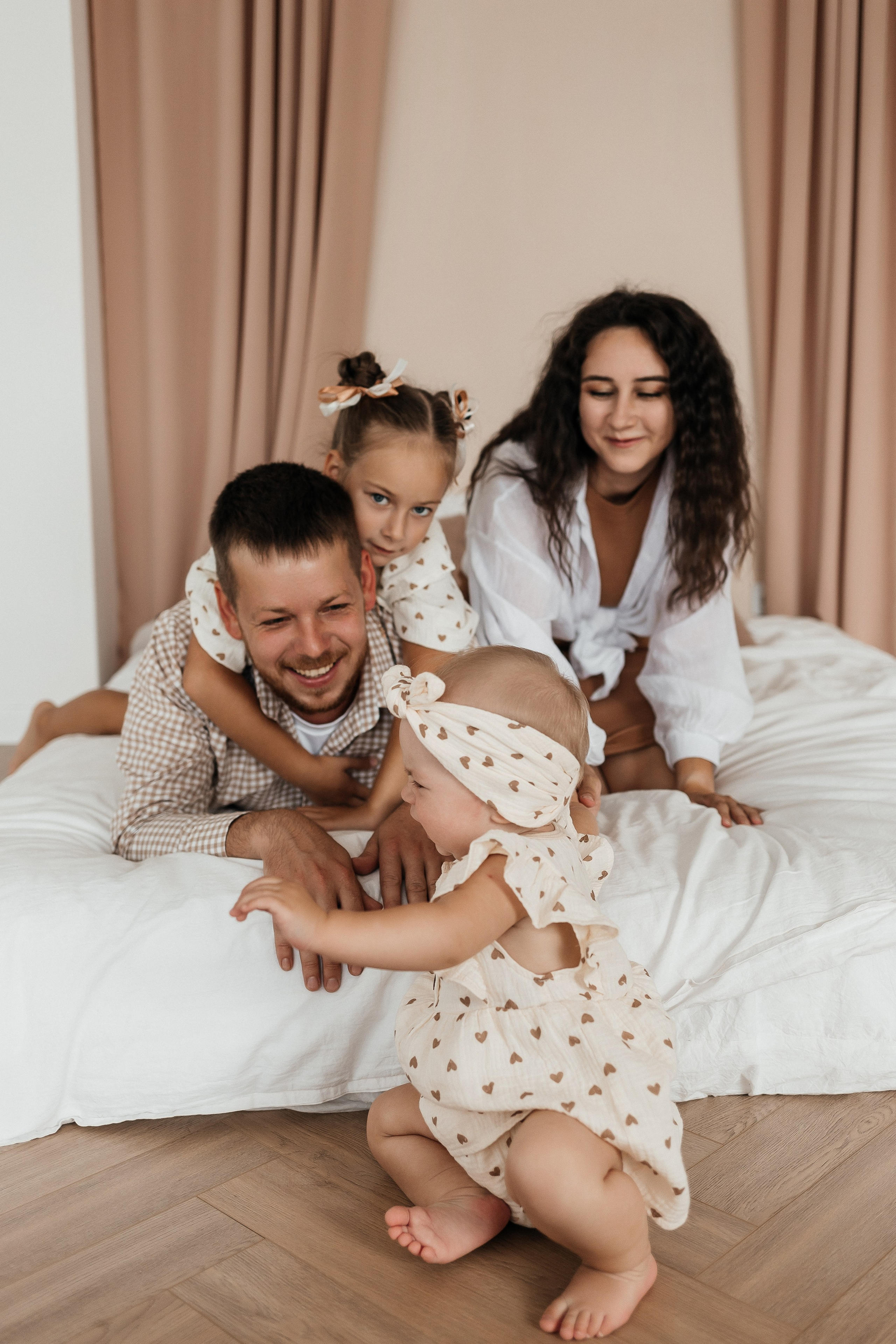 Артём/Лена/Арина/Маша. Свадебный и семейный фотограф в Екатеринбурге