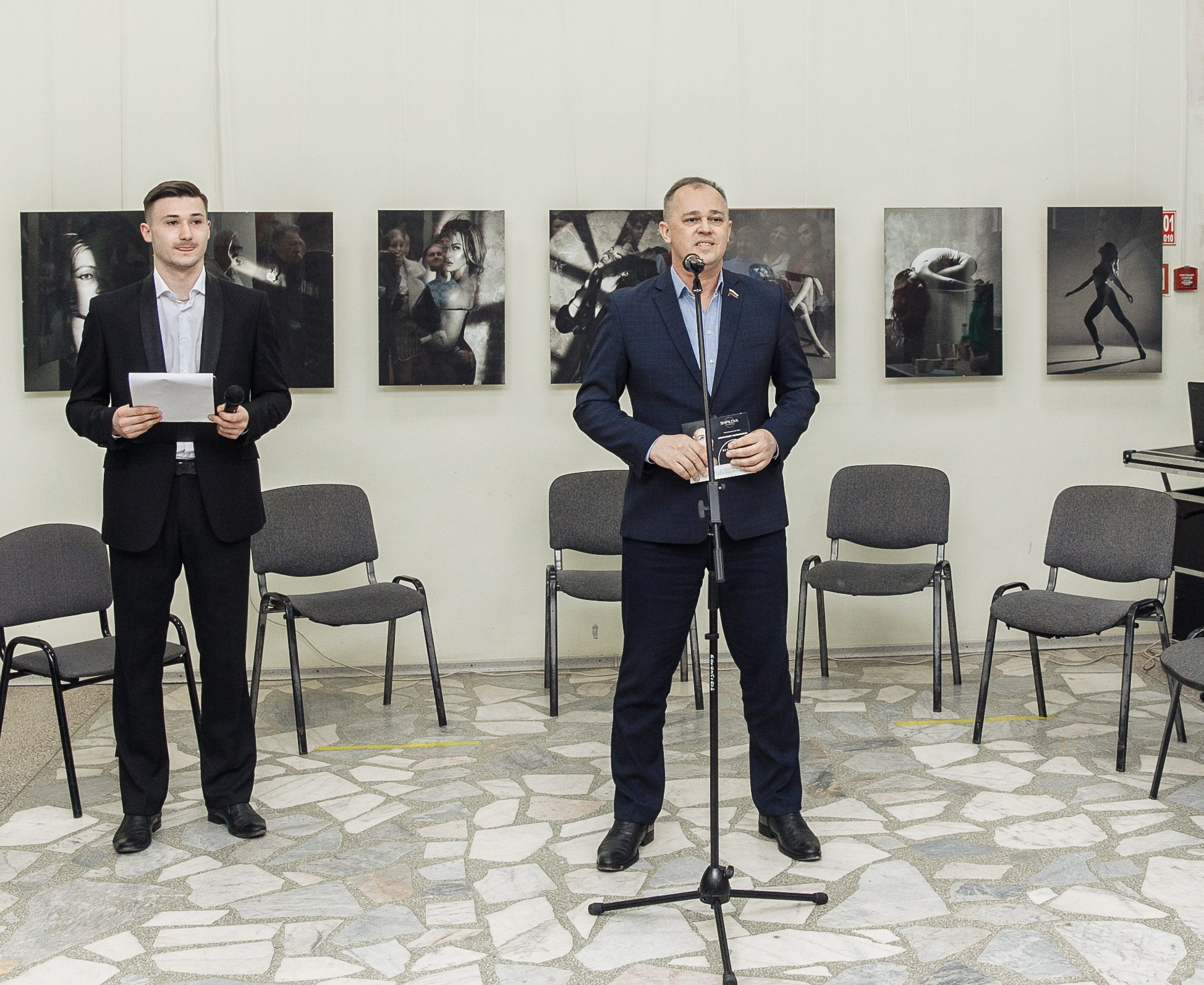 ОТКРЫТИЕ ВЫСТАВКИ. Семейный фотограф в Волгодонске Анастасия Шипилова