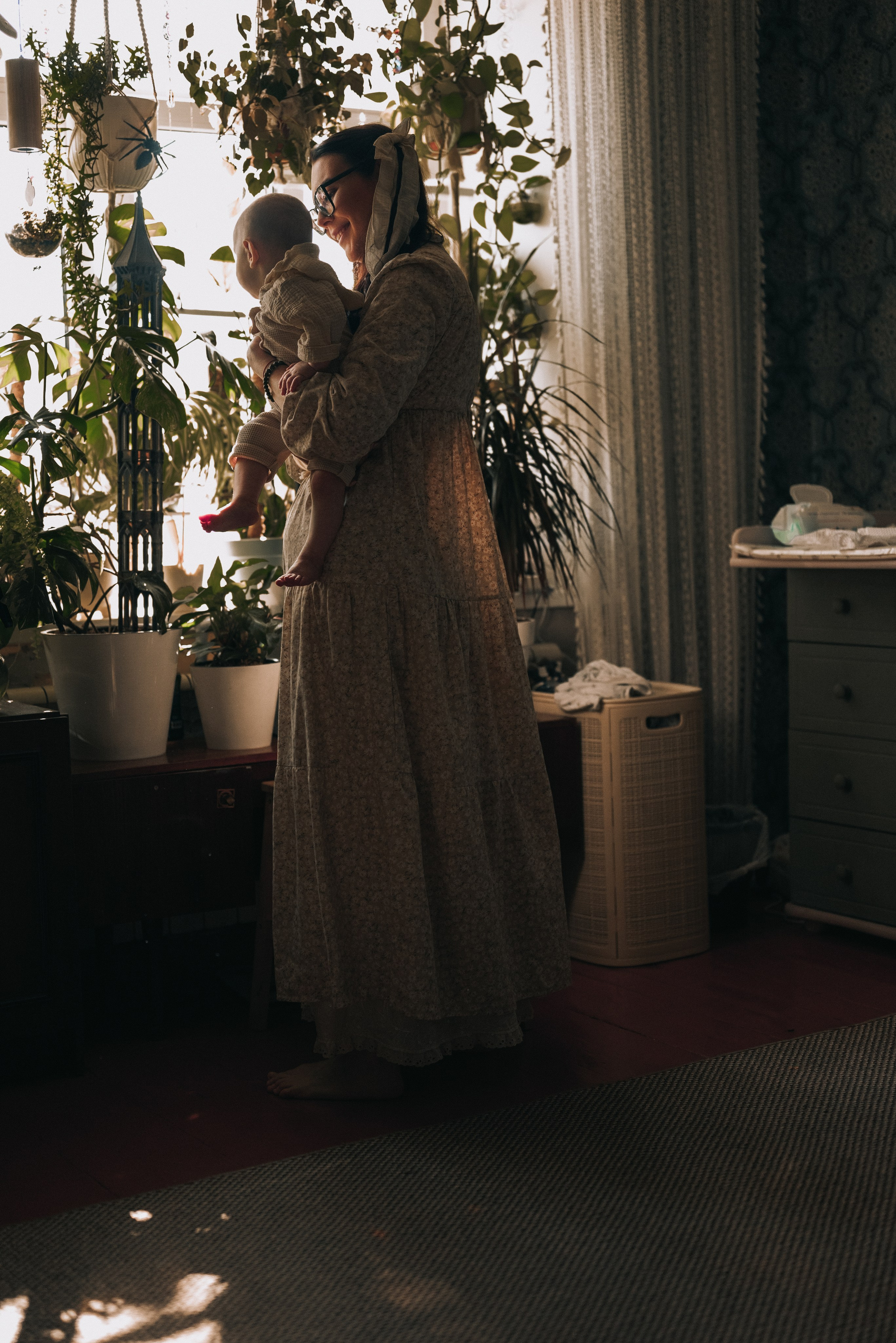 Утро мамы и малыша. Дарья и Евсей. Семейный фотограф в Москве Дарья Пузикова