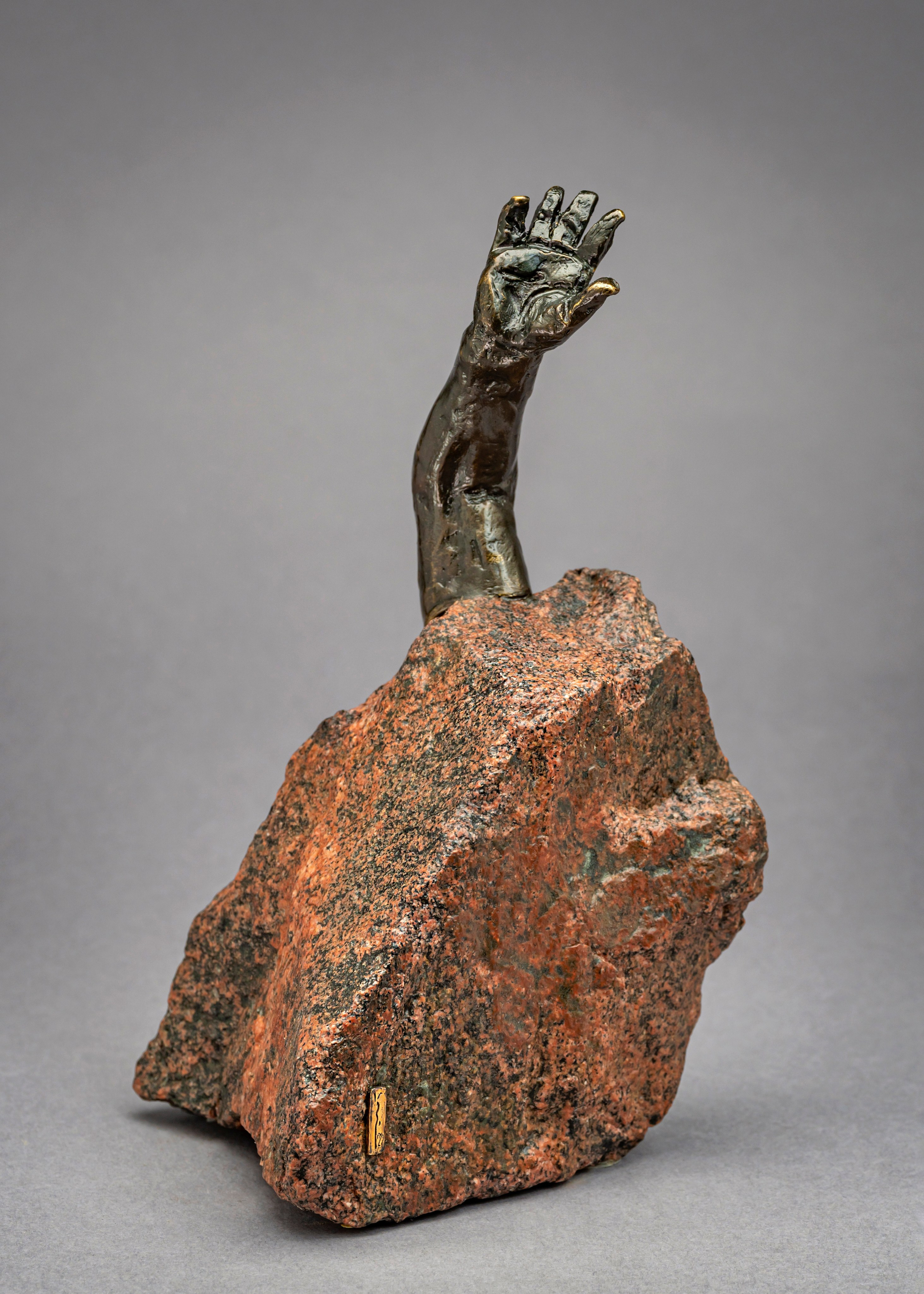 «Мольба». Художественная скульптура, для коллекционирования и формирования пространства интерьера и экстерьера