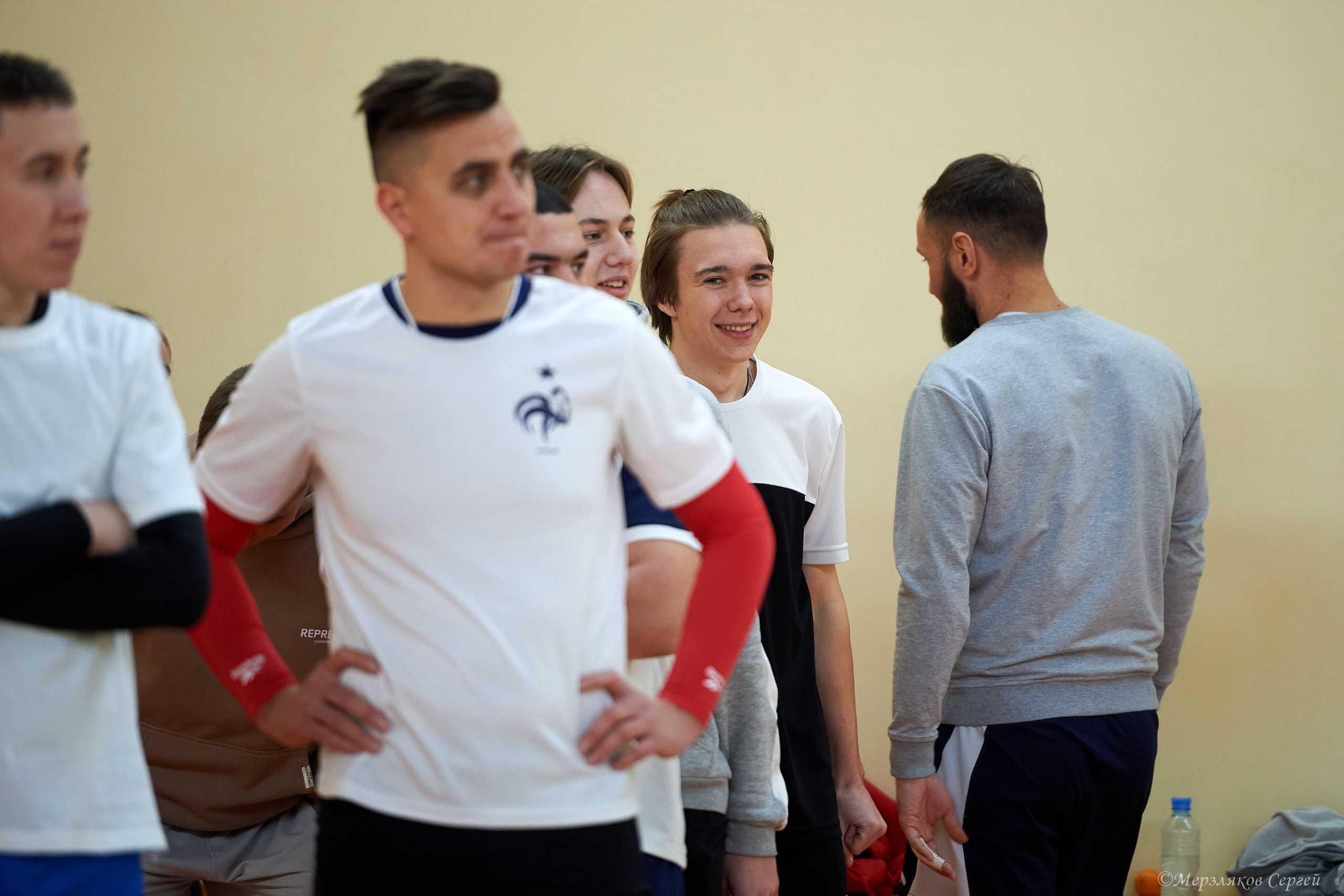 Новогодний турнир по волейболу. Ижевск. 15.12.2023. Спортивный репортажный фотограф в Ижевске Сергей Мерзляков