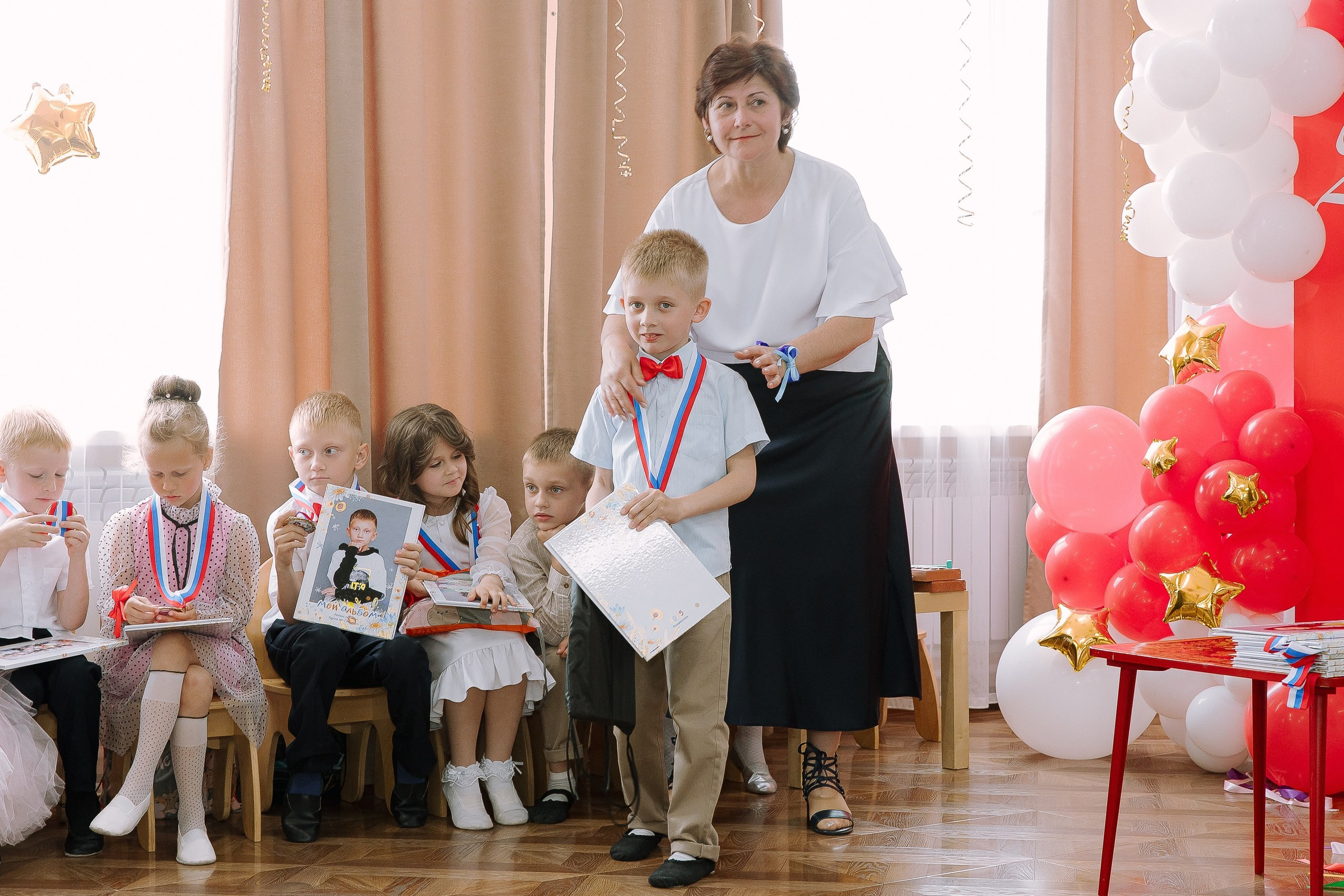 Выпускной в ДС 26. Выпускные альбомы Натальи Бутко: Новороссийск, Анапа, Геленджик