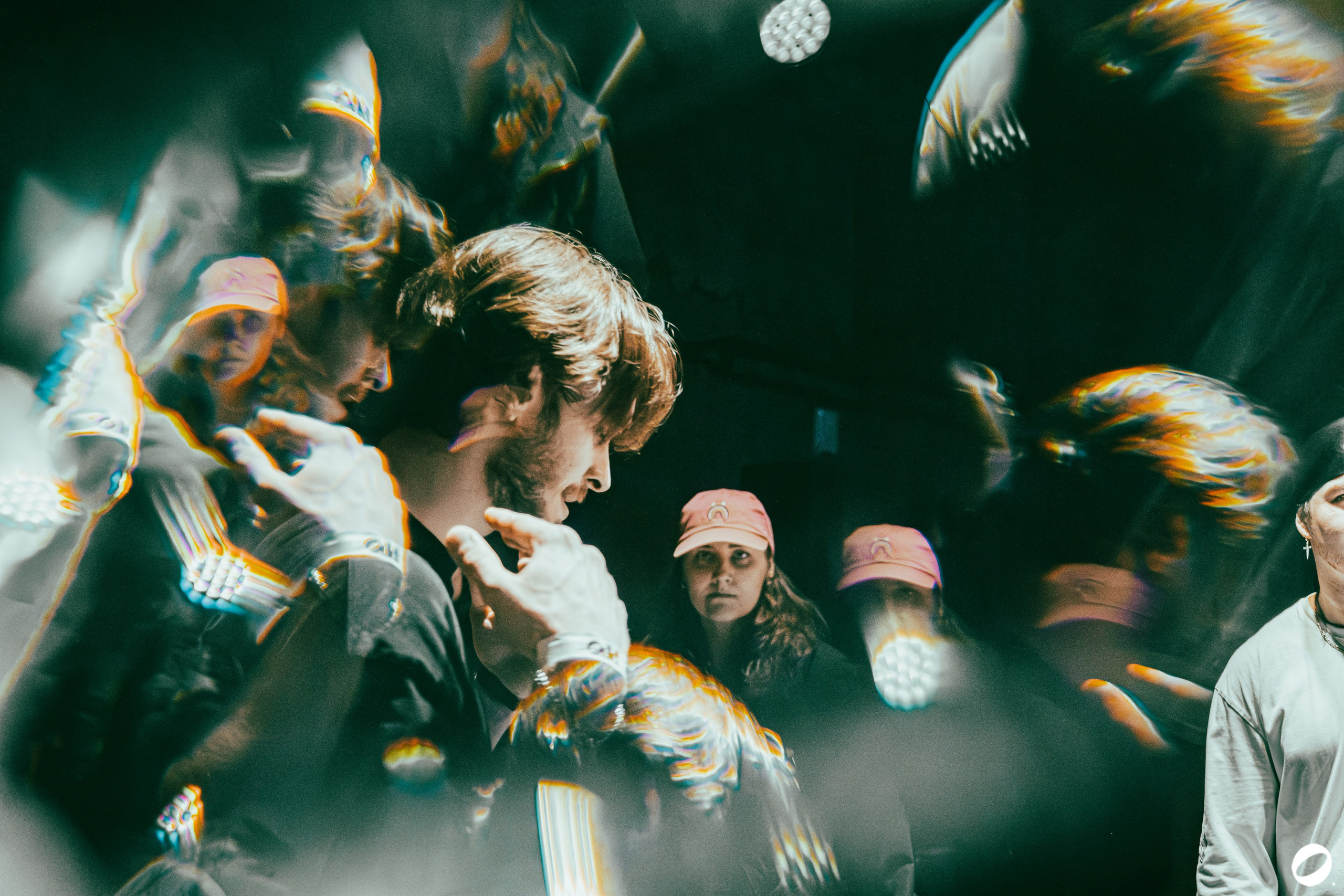 ODD.CLUB 04/04 (@youlovebu). Соня бу тебя сфоткала