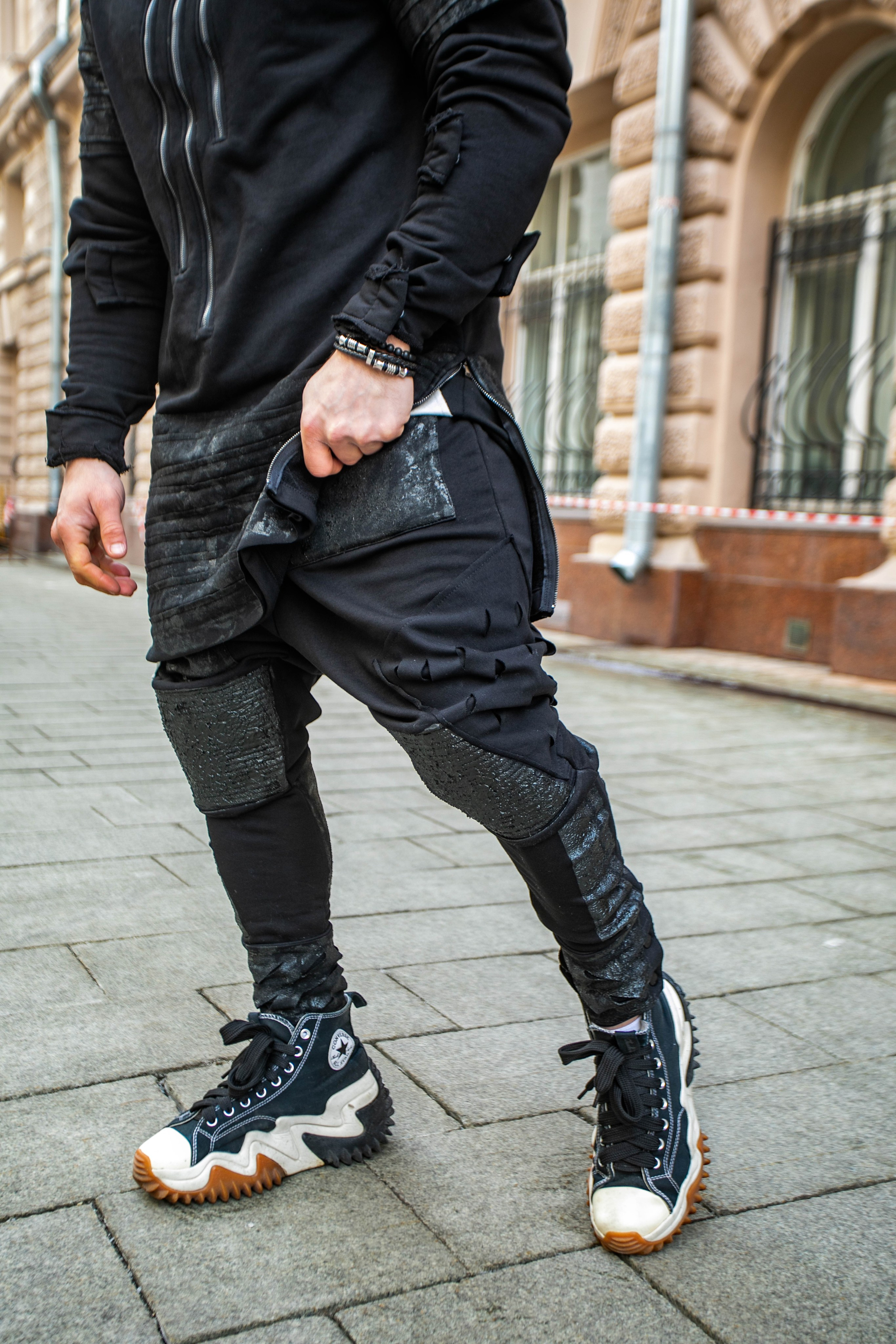 Дизайнерская одежда @ALEX KROWN. Art photographer Nino