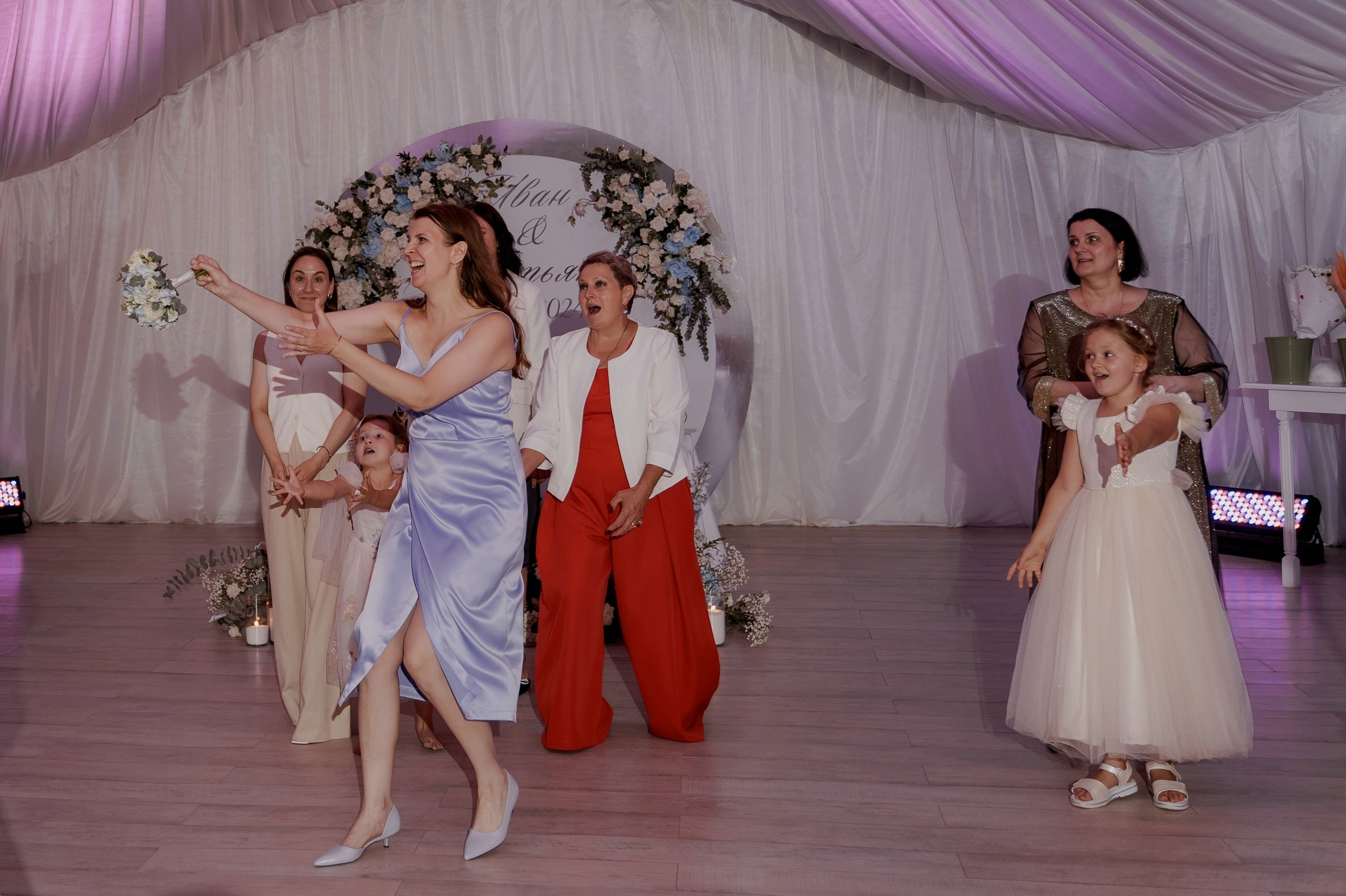 Свадьба в Russo-Balt, усадьба Кусково. Свадебный и семейный фотограф в Москве Светлана Зоткина