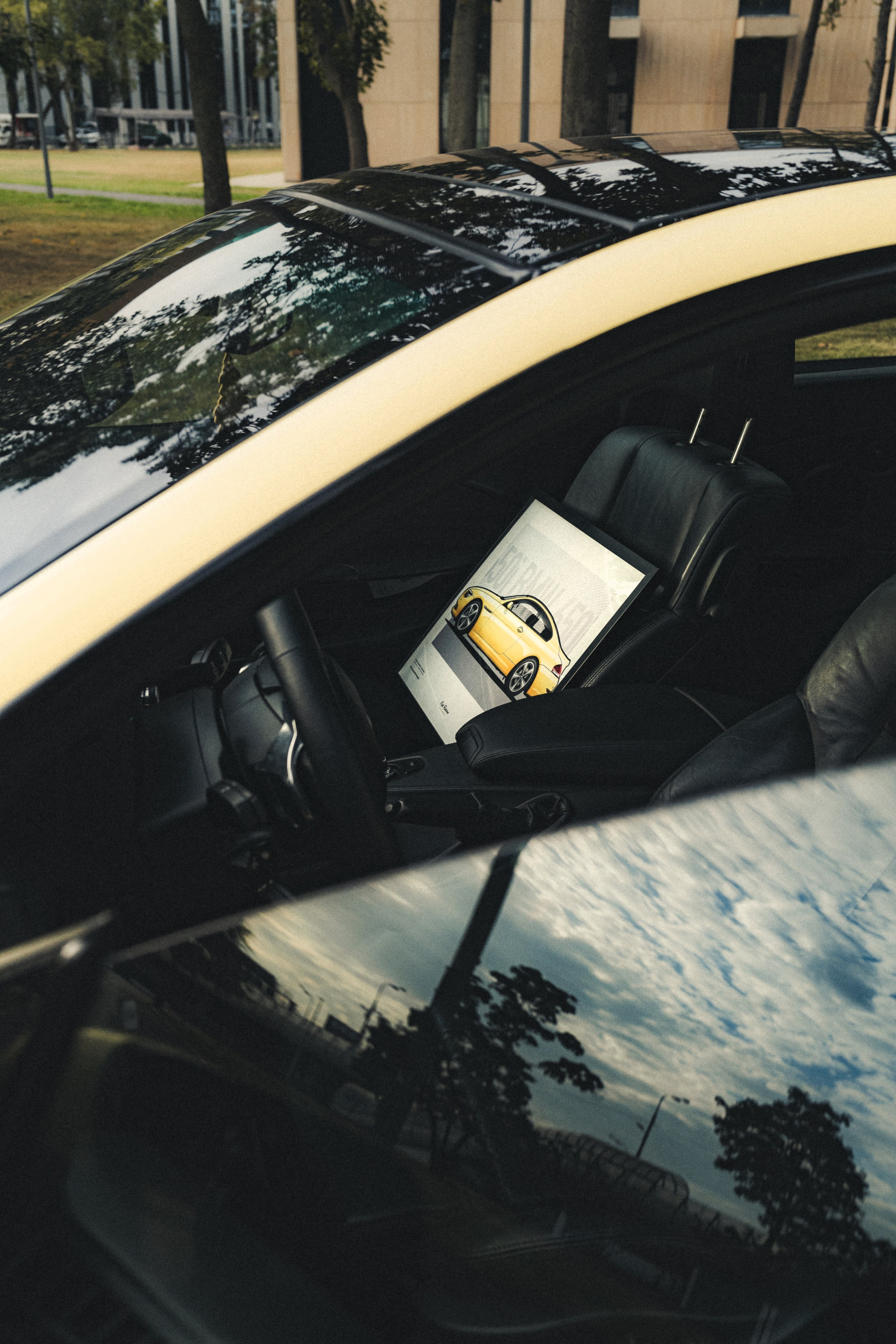 BMW 650i (Dakar Yellow). Фотограф Илья К. в Москве