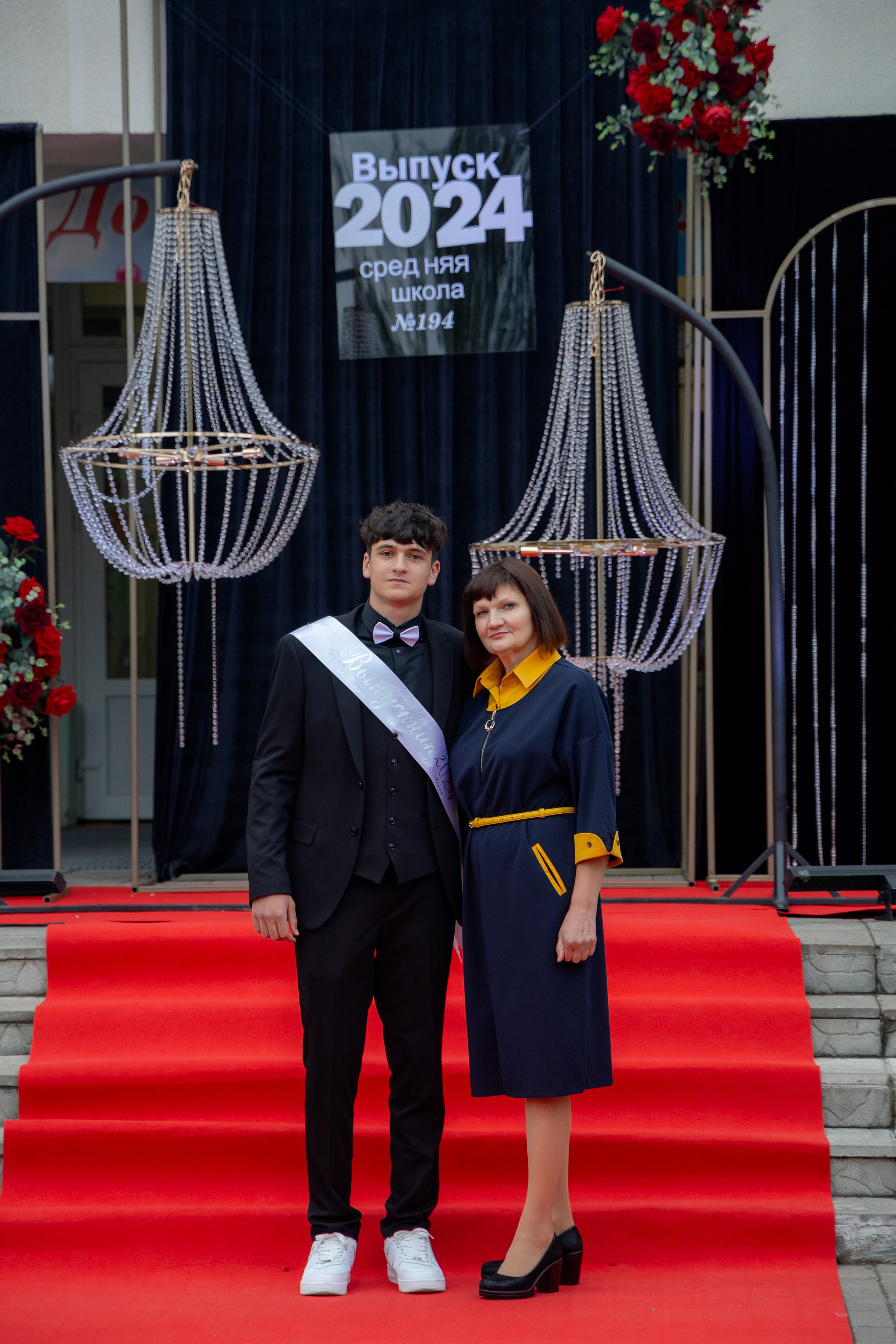 Школьный выпускной 2024 год в Соколе (Минск). Свадебный фотограф в Минске/Беларуси Сергей Спиридонов