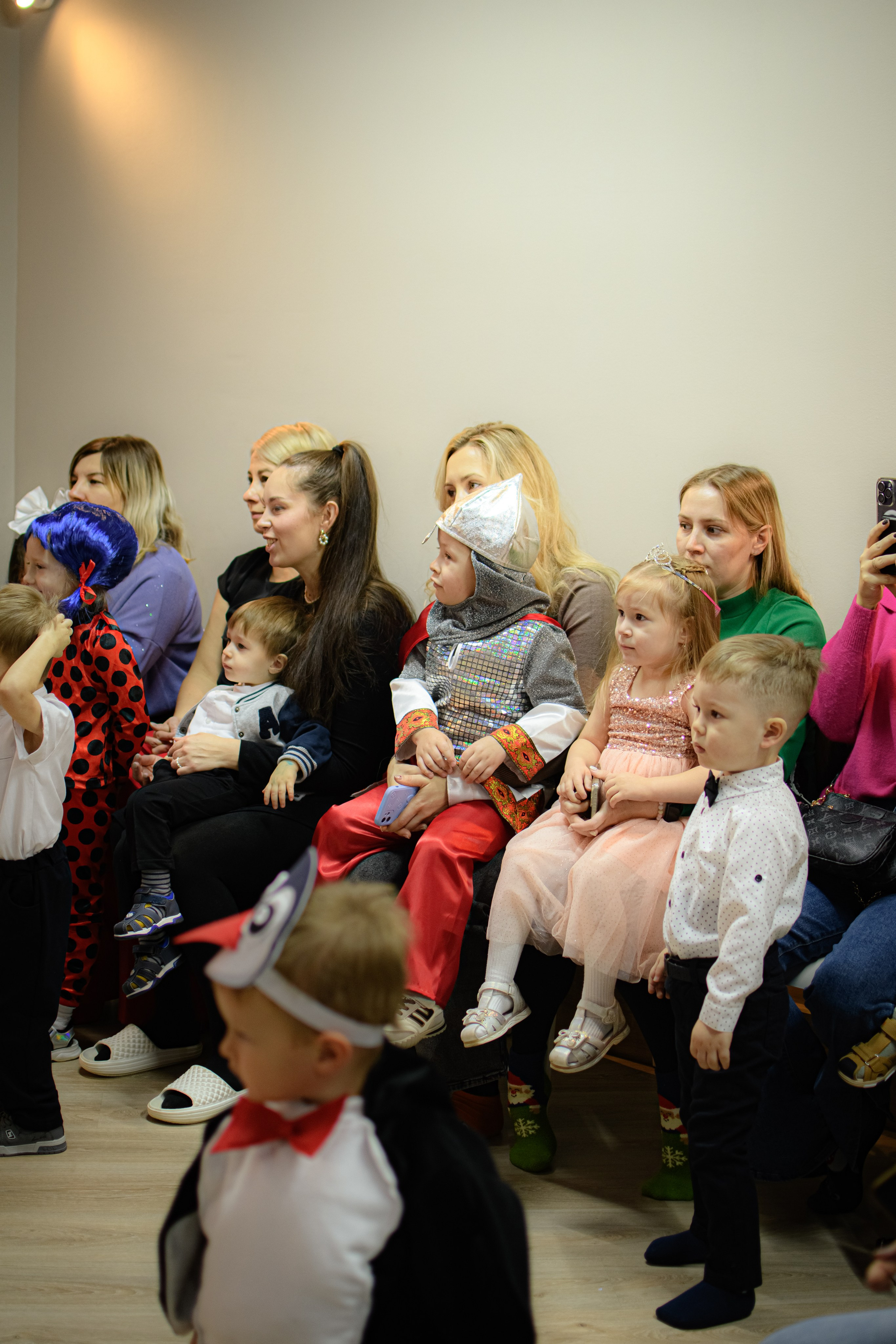 HAPPY NEW YEAR. Photokarish