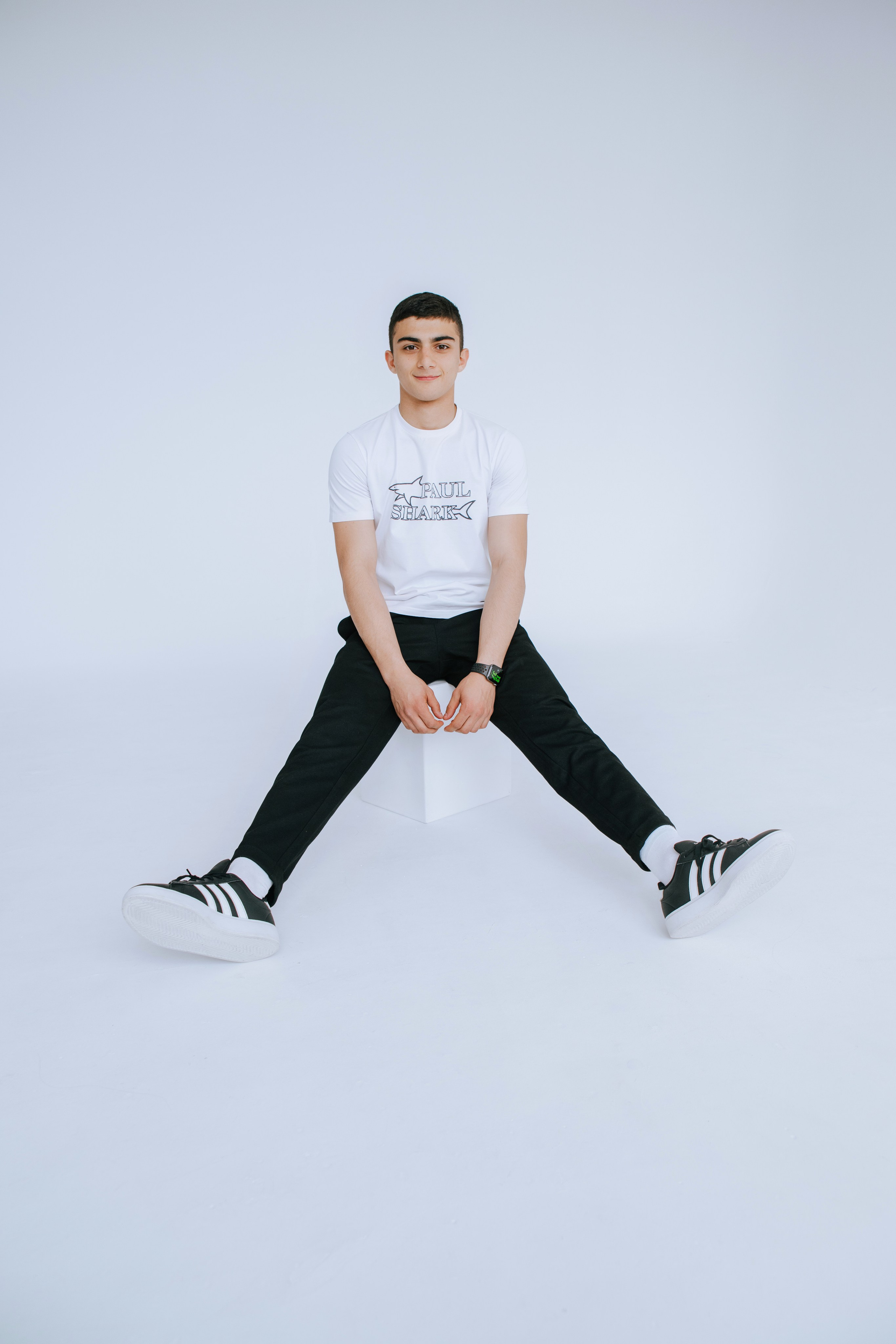 11А — школа № 17 Выпуск 2024. Фотограф Ярмишко Дарья. Выпускные фотокниги