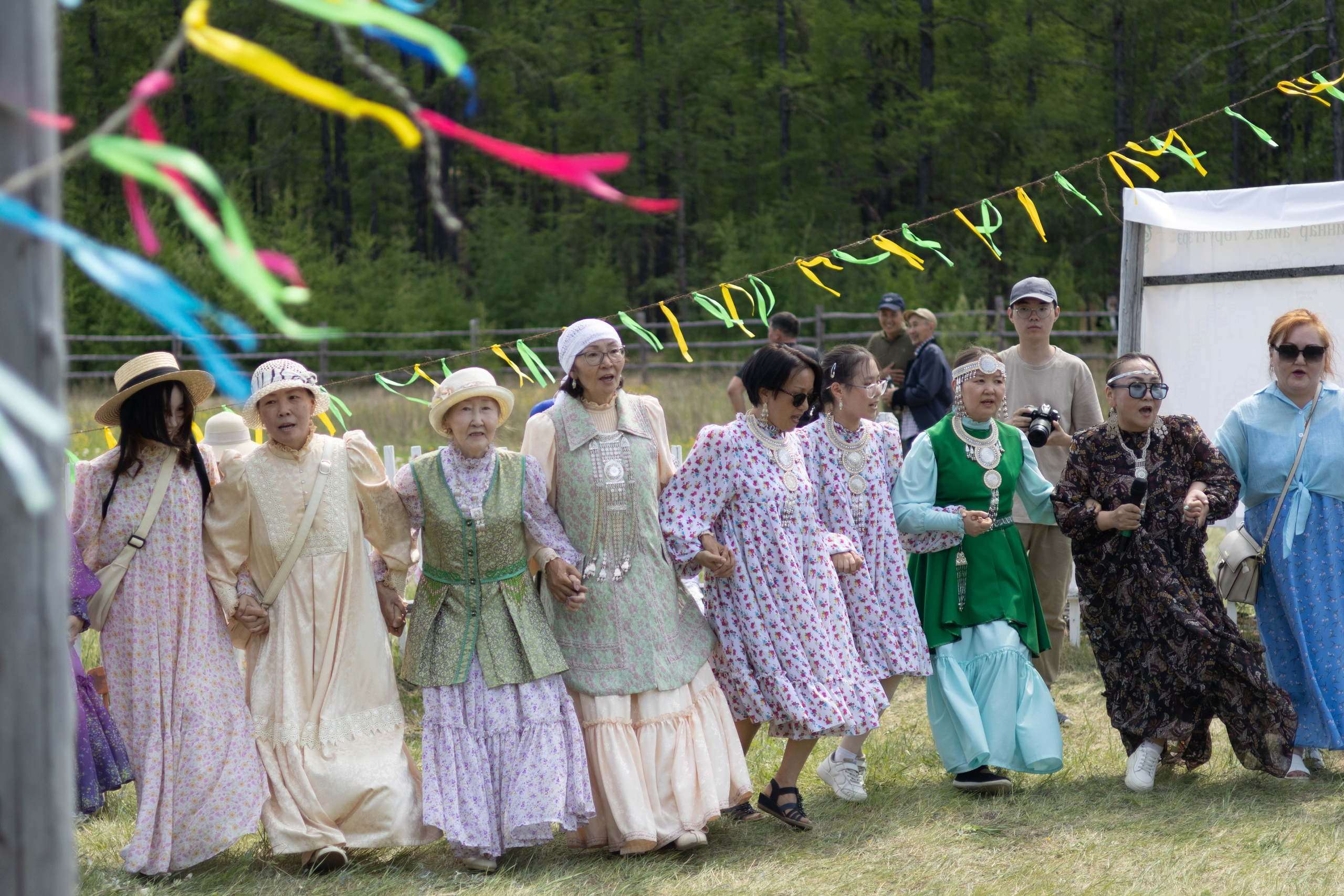 Юбилейный Ысыах Цыпандиных 2024 г. Фотограф Якутск Зоя Николаева