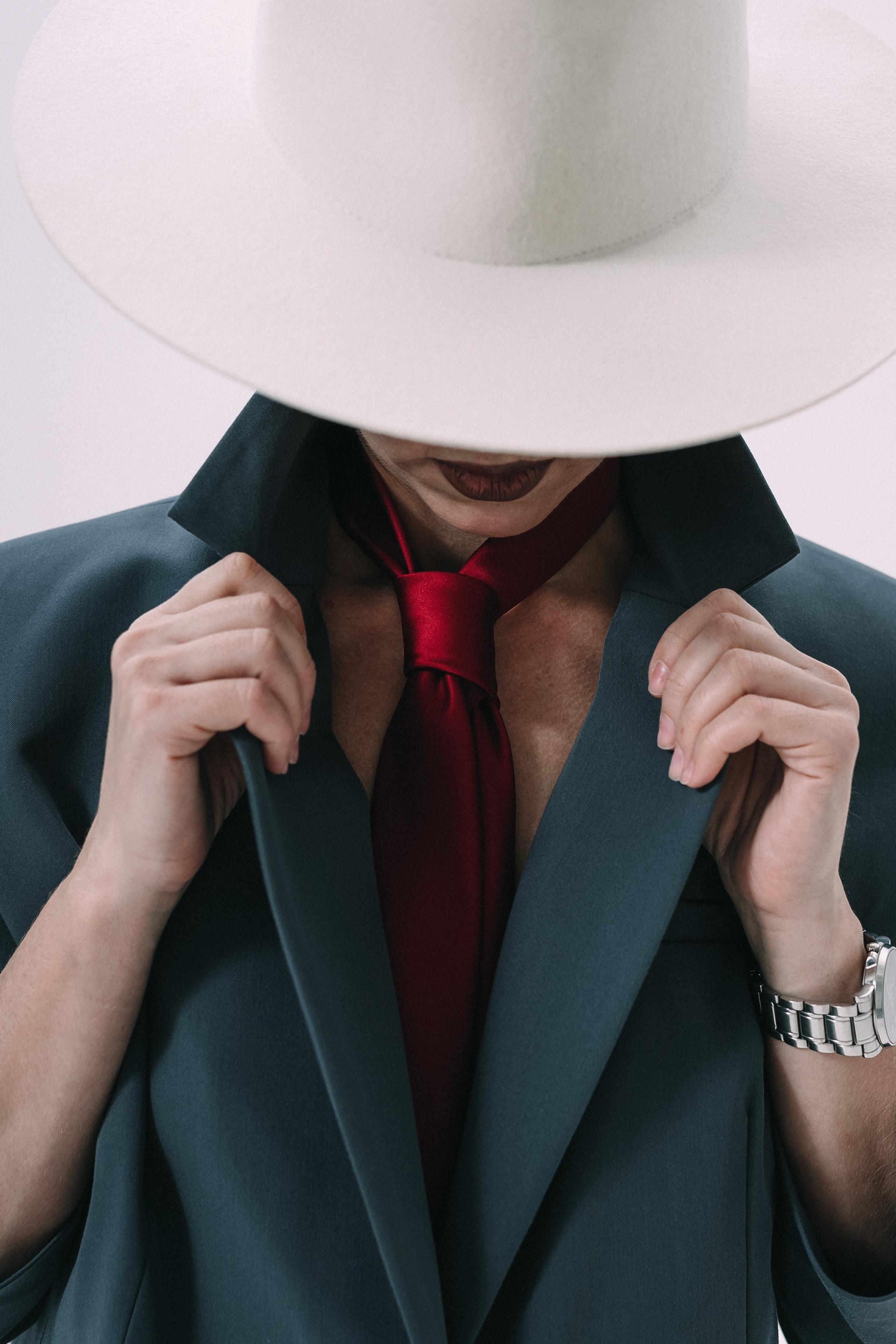 I`m a man. Https://instagram.com/ana.stasia.n