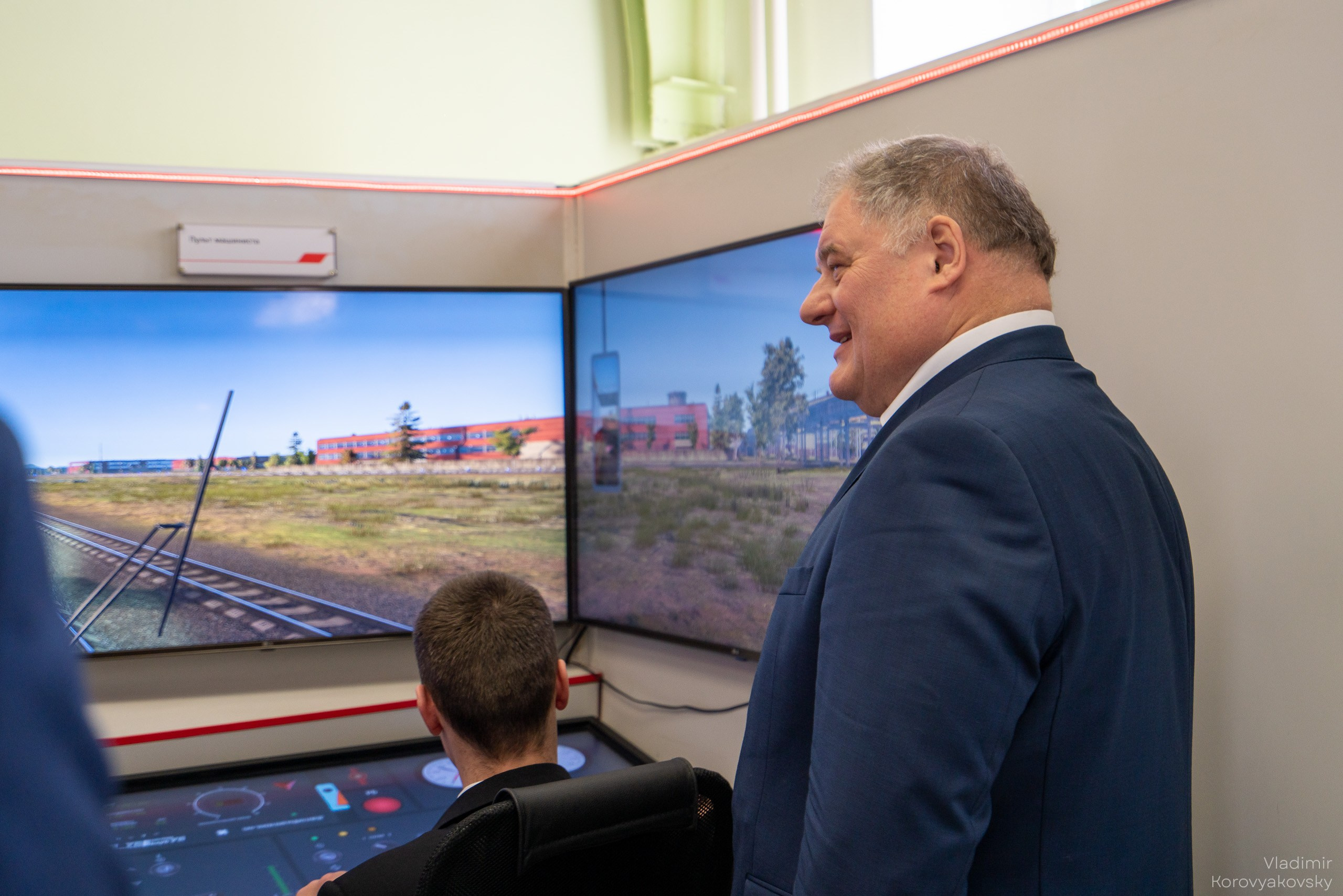 Открытие лабораторий. Фотограф Владимир Коровяковский