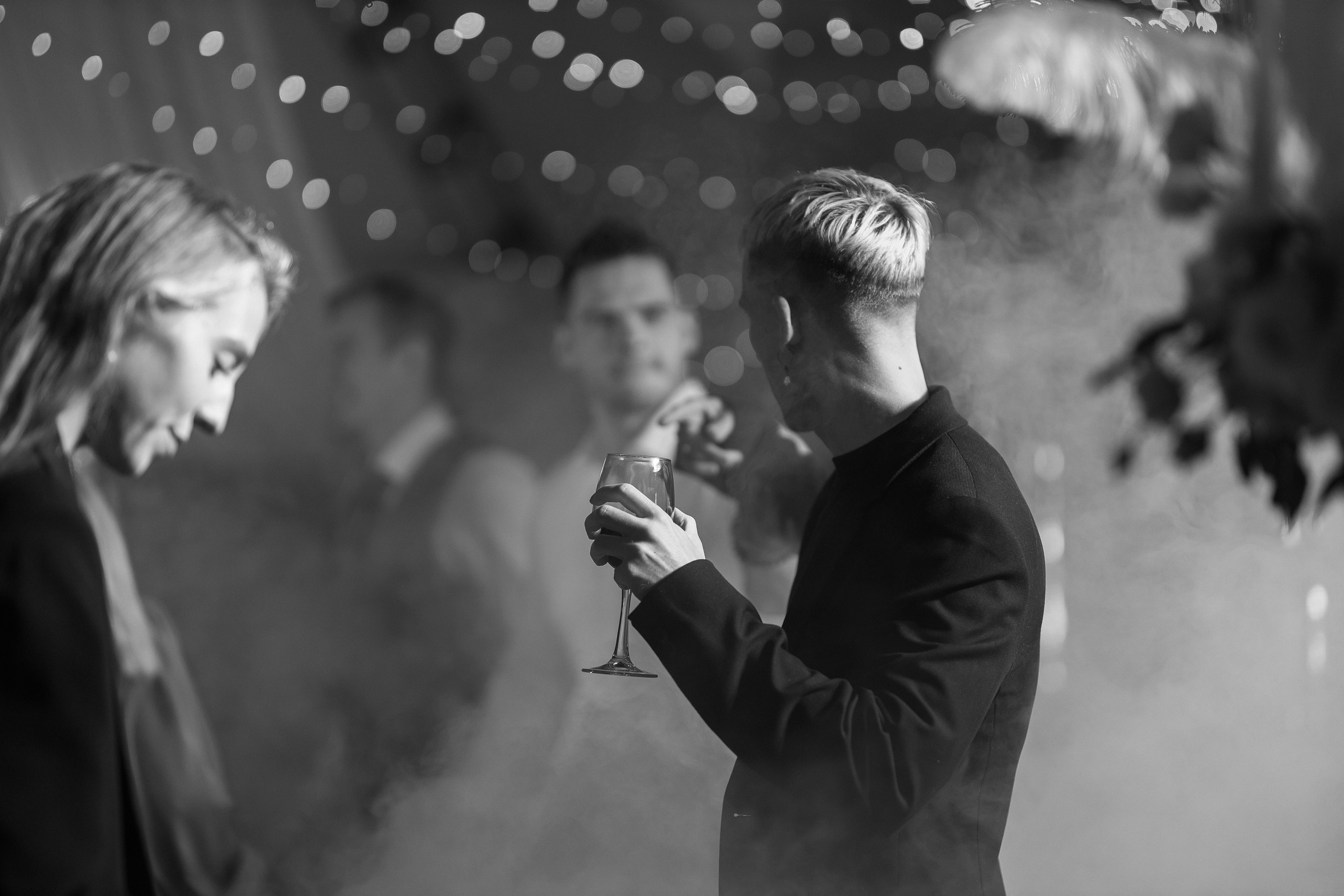 ···. Свадебный фотограф в Санкт-Петербурге Александра Чукавина