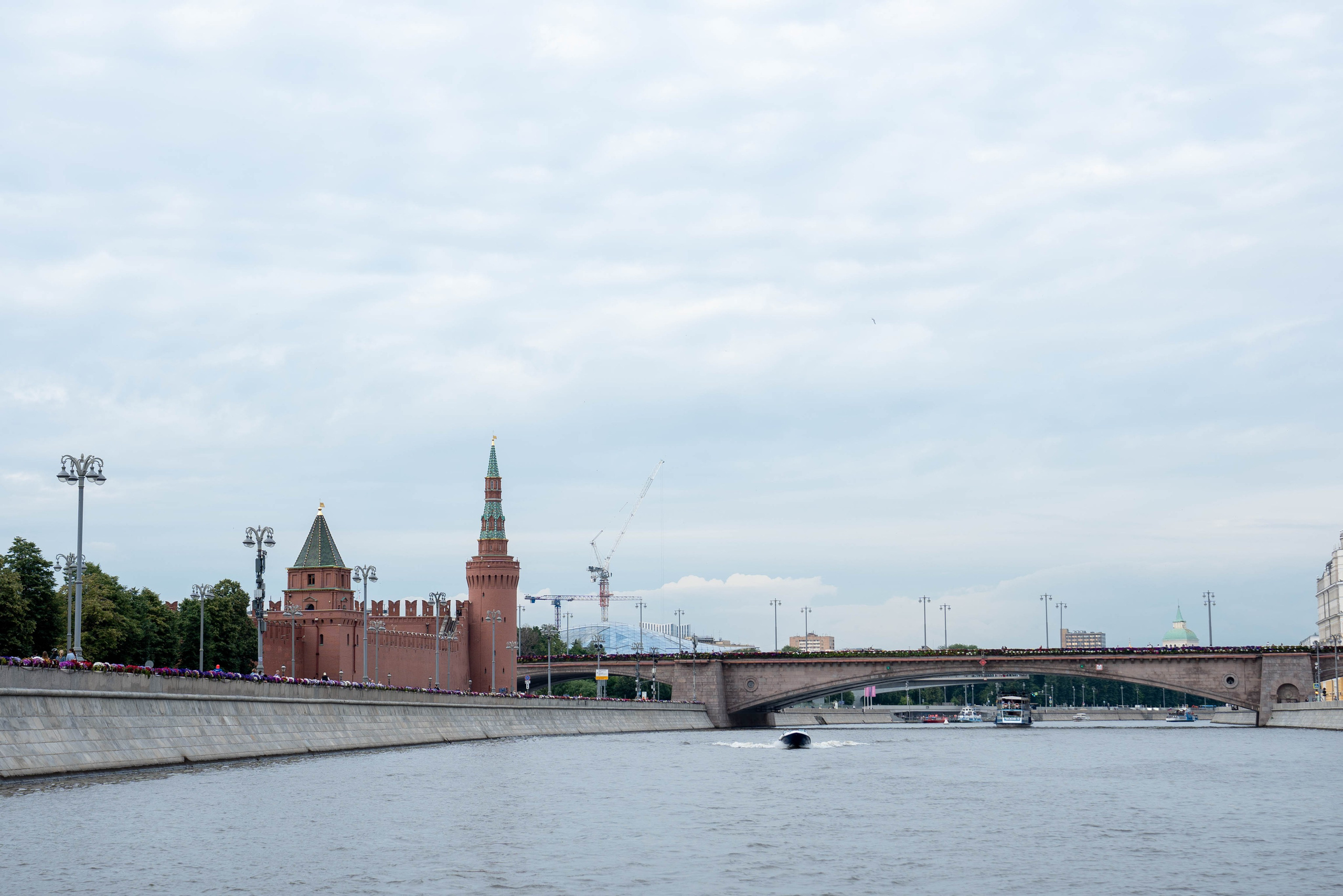 Выпускной на пароходе 29.06.2026. Коммерческий и художественный фотограф и видеограф в Москве Арсений Тургенев