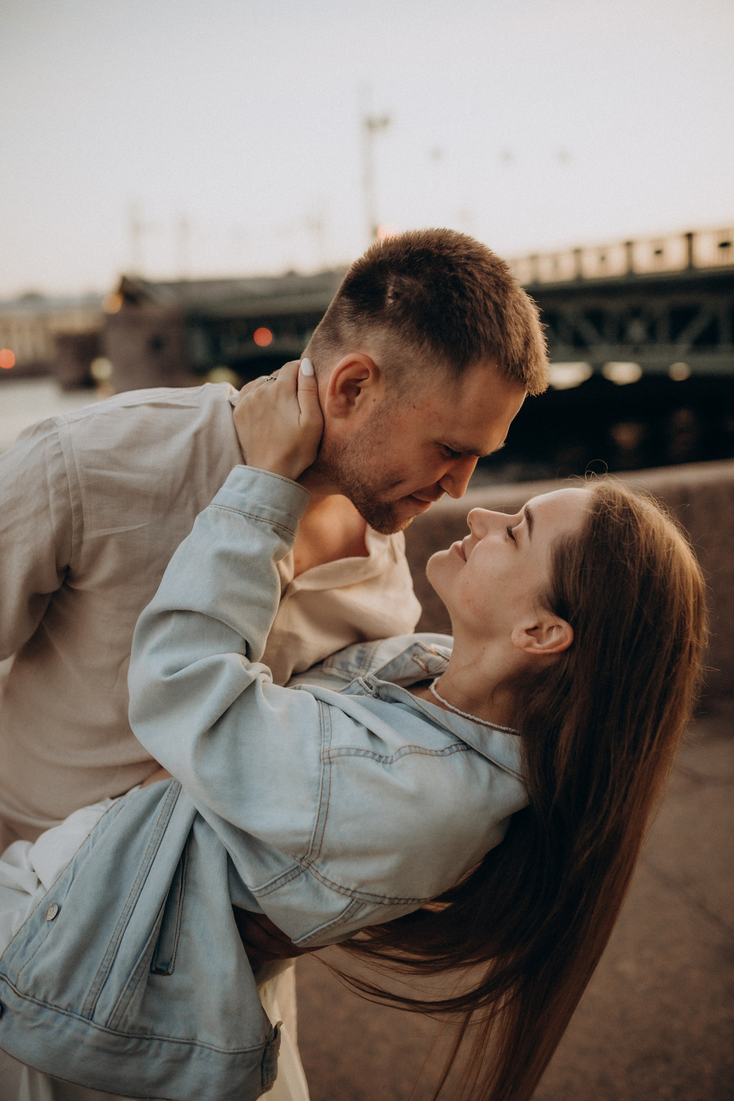 Фотосессия с разводными мостами: LoveStory. Фотограф Санкт-Петербург Князева Елизавета