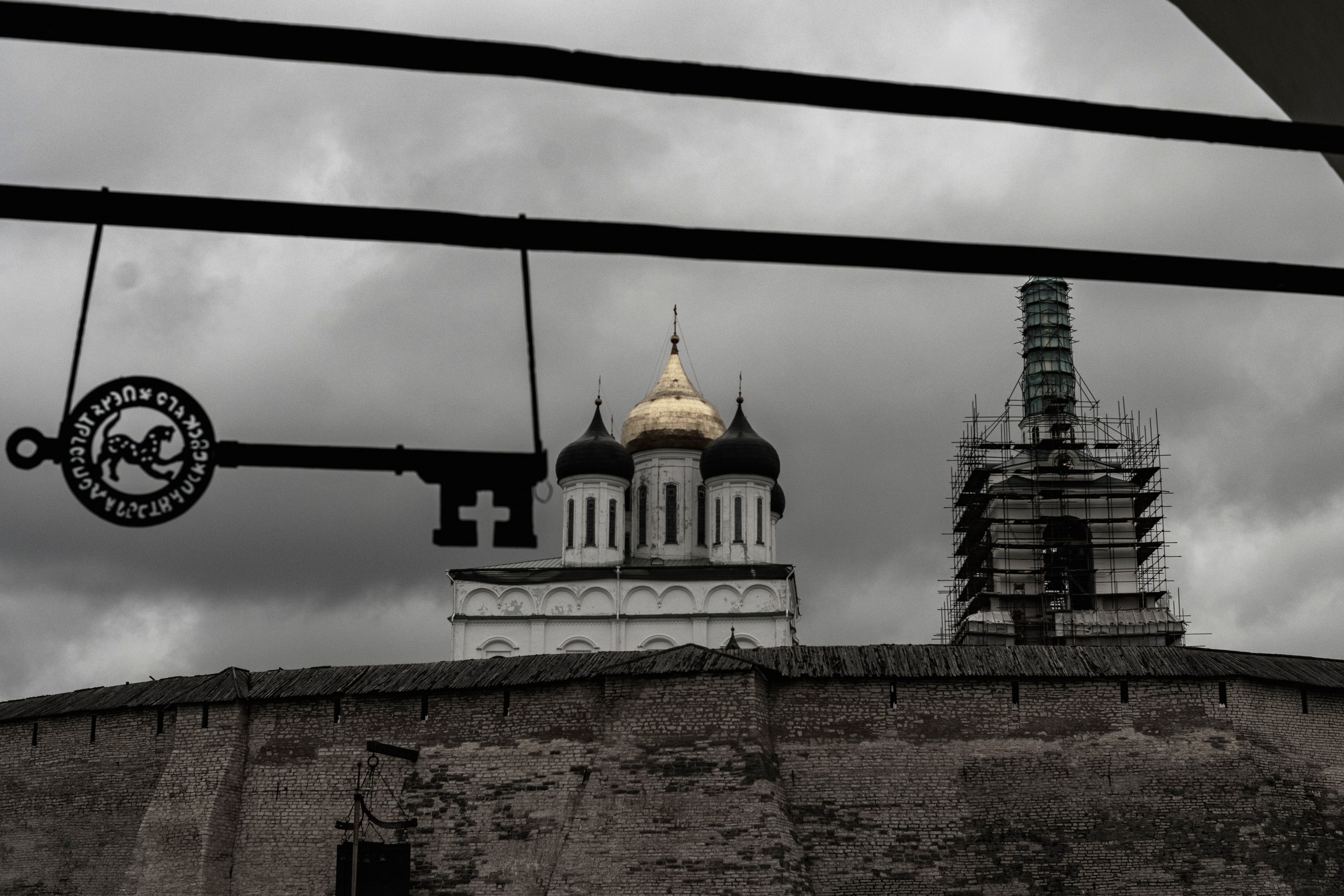 Псков. Октябрь 2023. Фотограф Роман Адлер