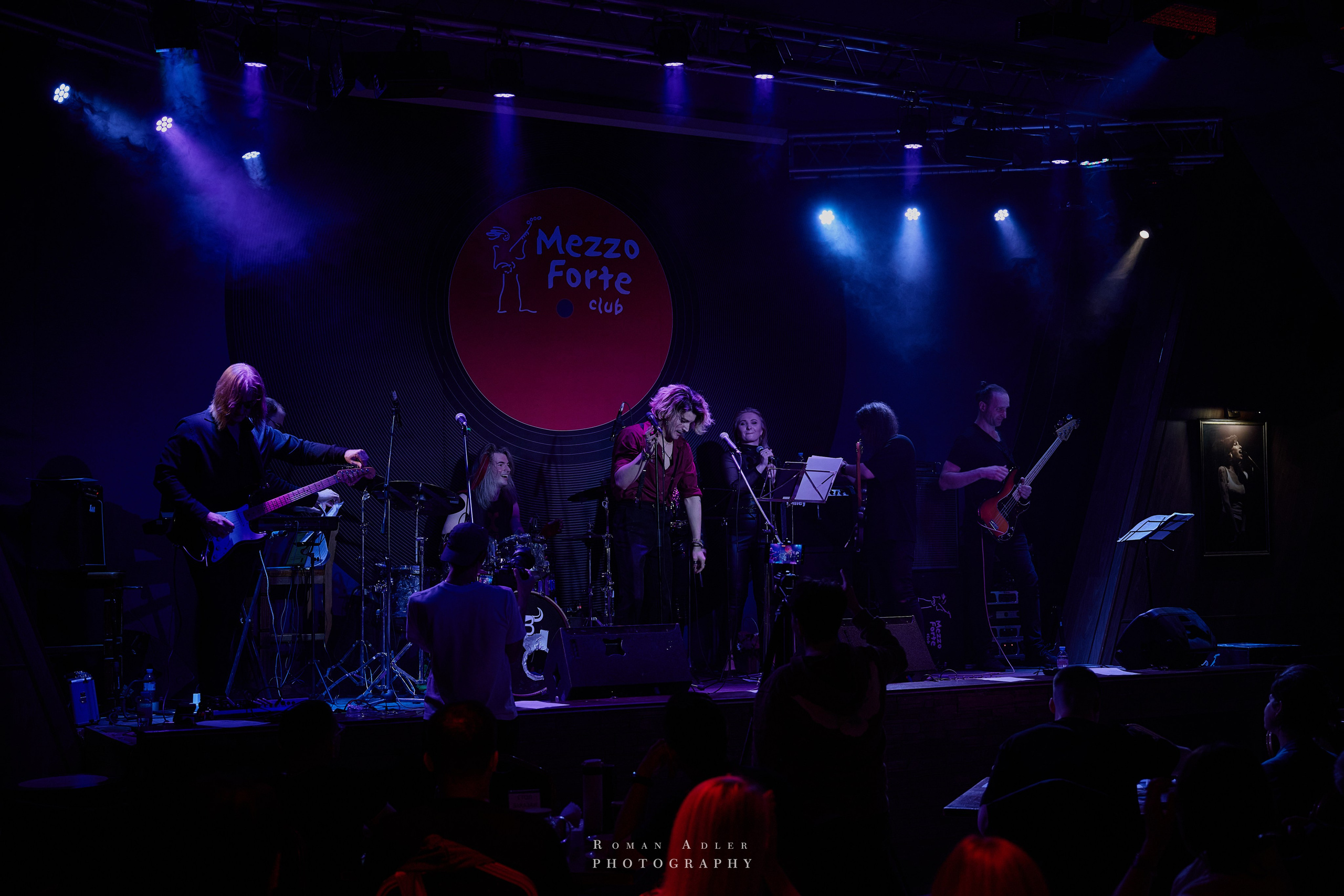 Mezzo Forte club. Фотограф Роман Адлер