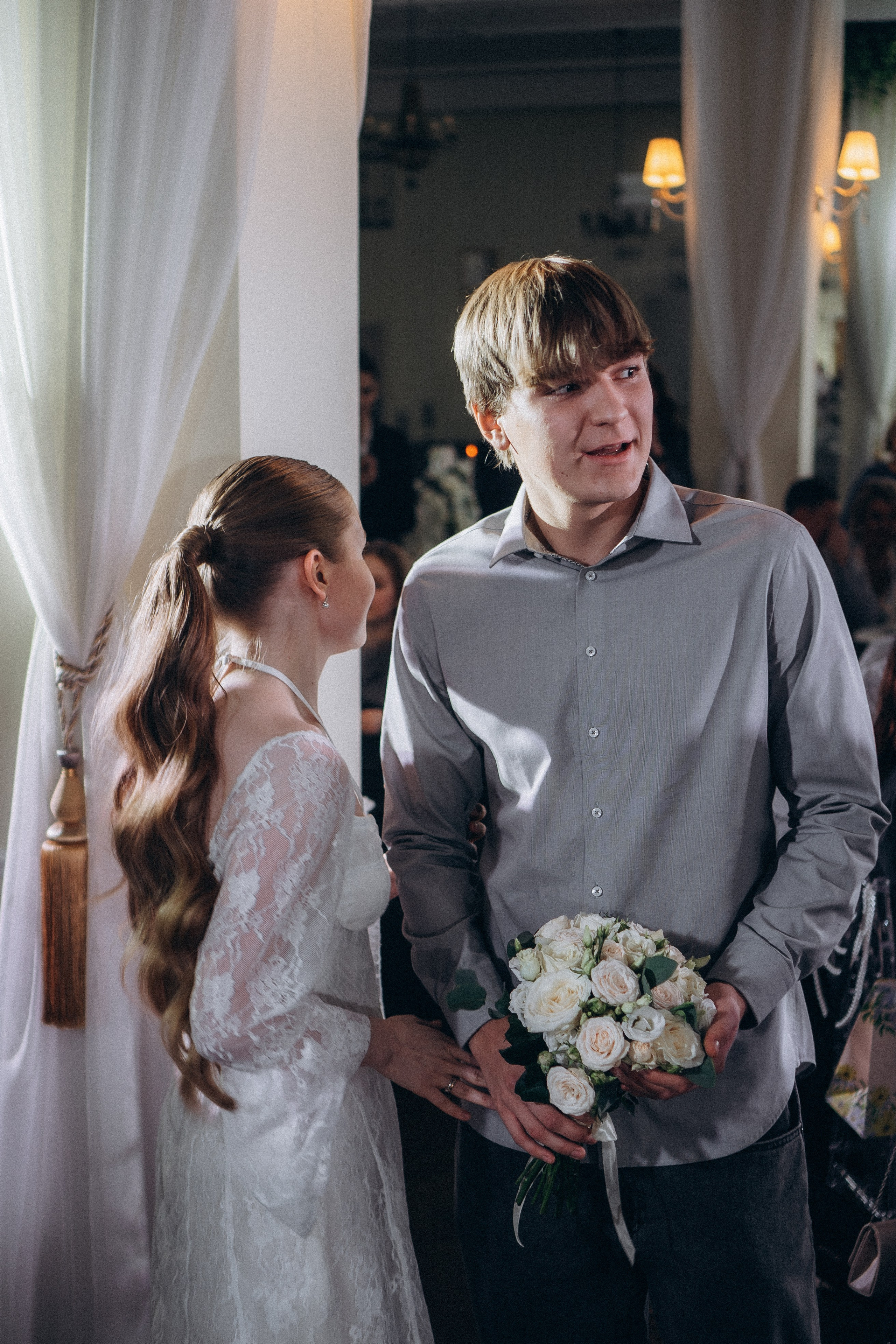 СВАДЕБНАЯ СЬЕМКА СБОРОВ В ОТЕЛЕ И ВЫЕЗД НА ЦЕРЕМОНИЮ (СНЯТО В СИБИРЕ В НИЖНЕВАРТОВСКЕ). Профессиональный фотограф, Санкт-Петербург — Виктория Богомолова