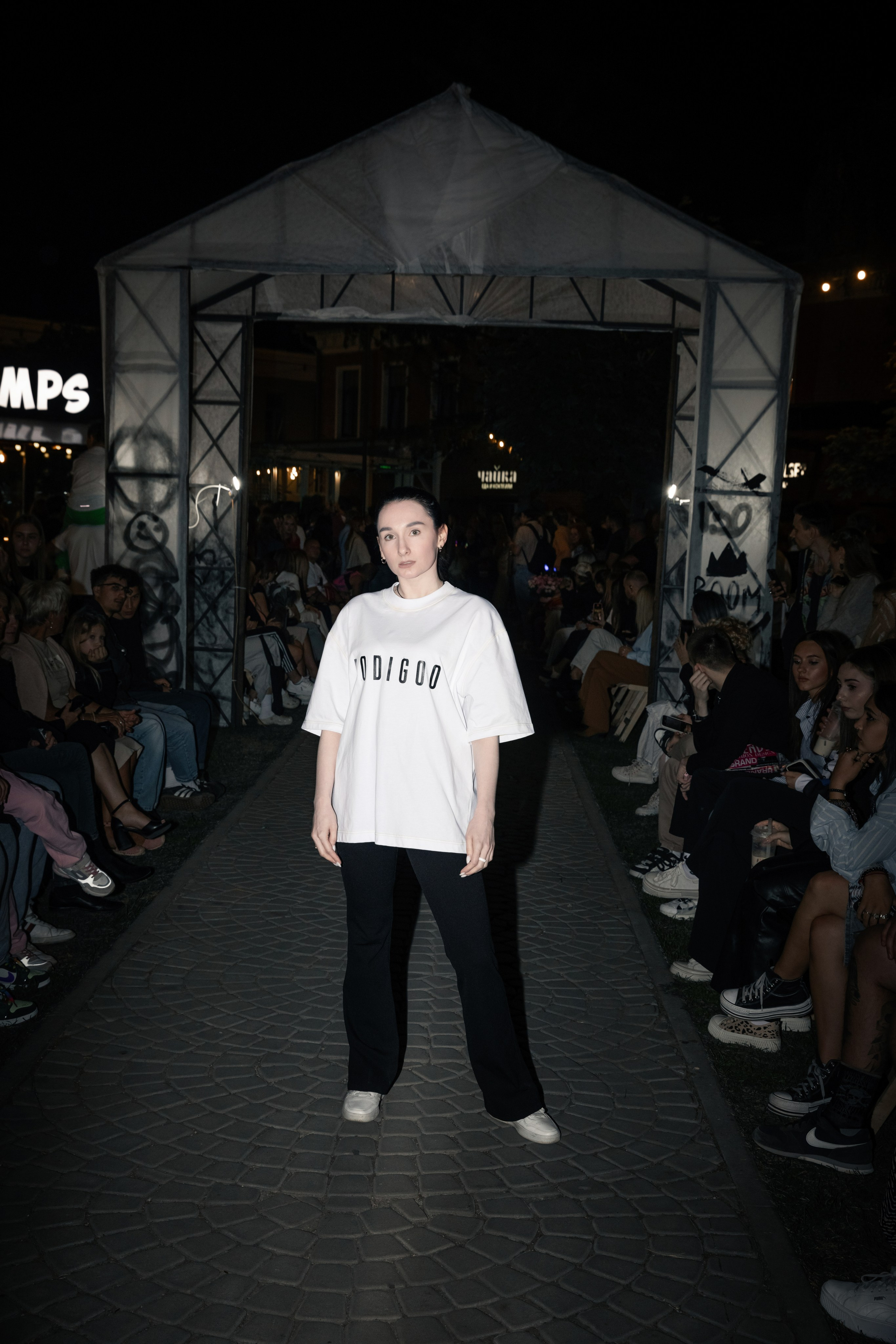 PODIGOO | Ночной Показ Тульских Брендов Одежды. Фотограф брендов и бизнеса в Москве Алексей Сентюрин