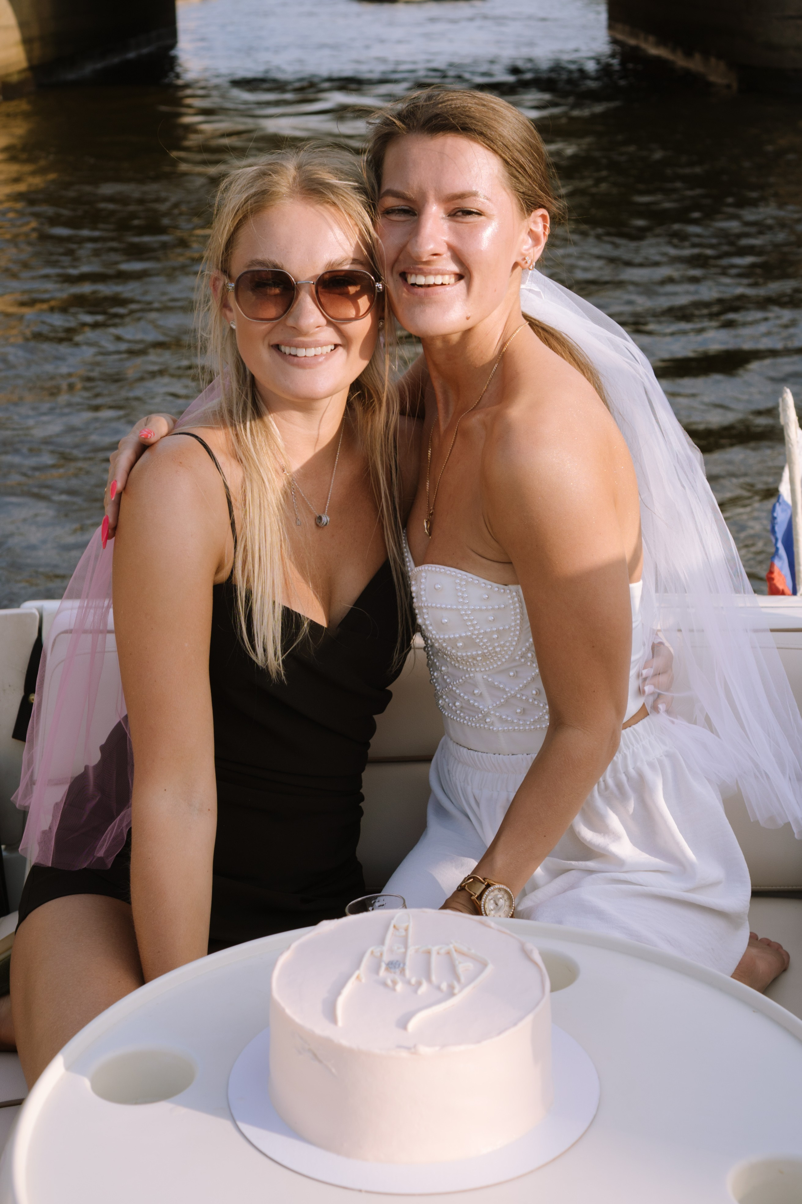 ДЕВИЧНИК НА КАТЕРЕ. Профессиональный фотограф, Санкт-Петербург — Виктория Богомолова