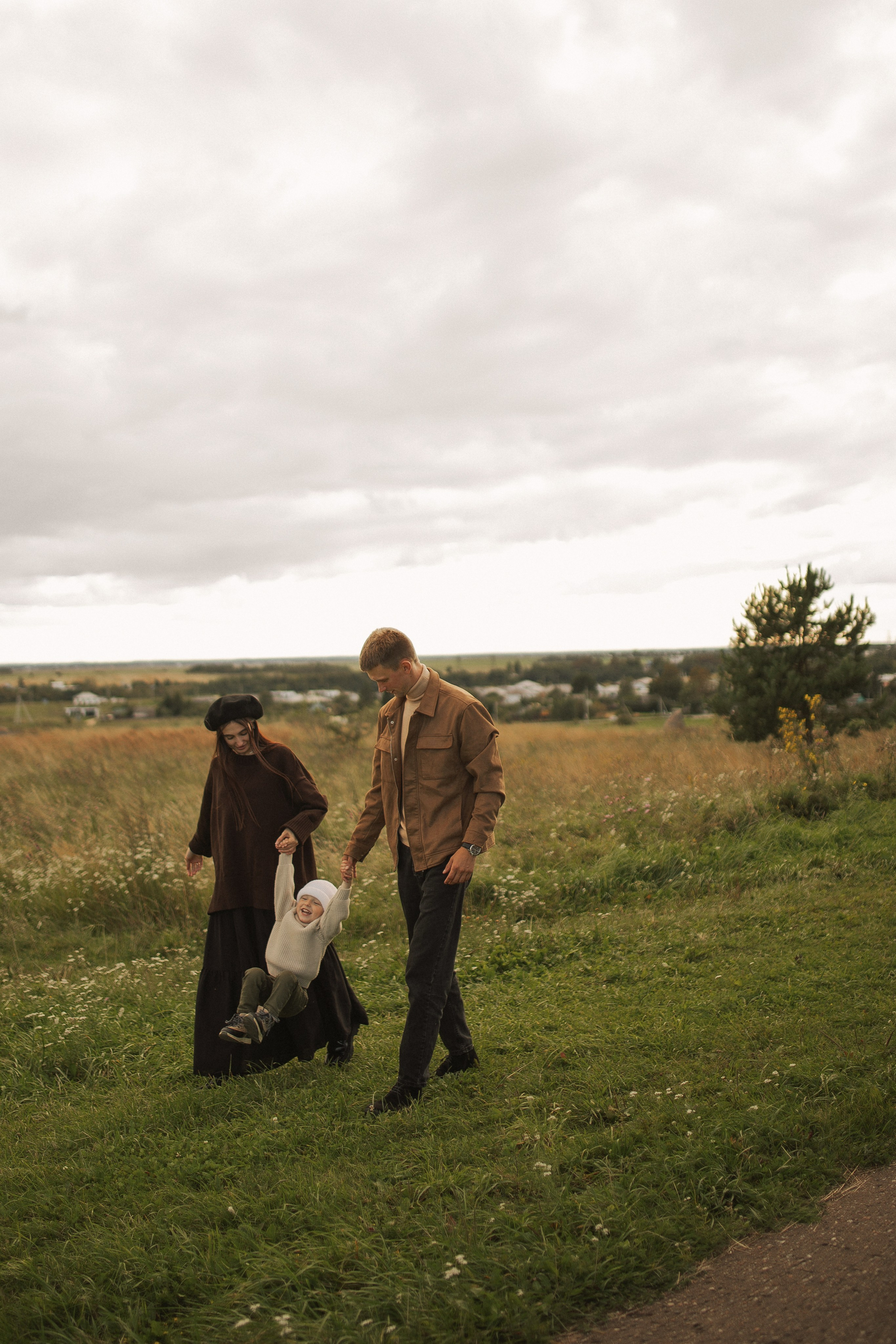 Ульяна, Миша и Тема. Главная