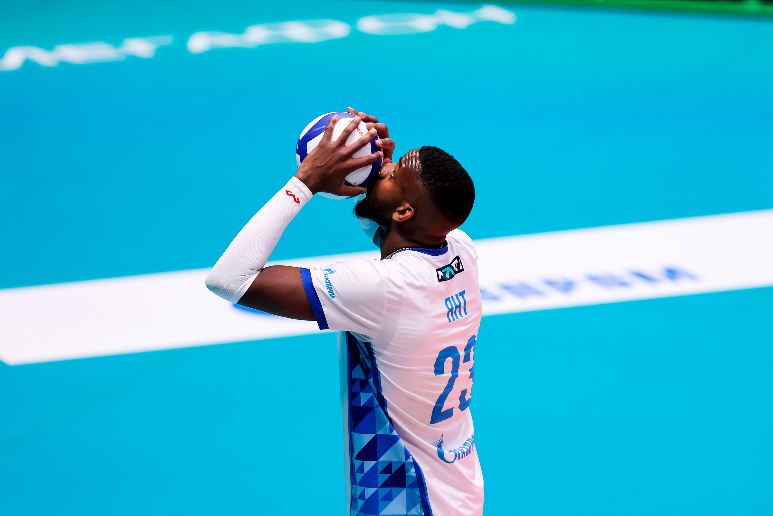 ВК Зенит — ВК Белогорье 08.04.2025. Спортивный и репортажный фотограф Антон Тереханов