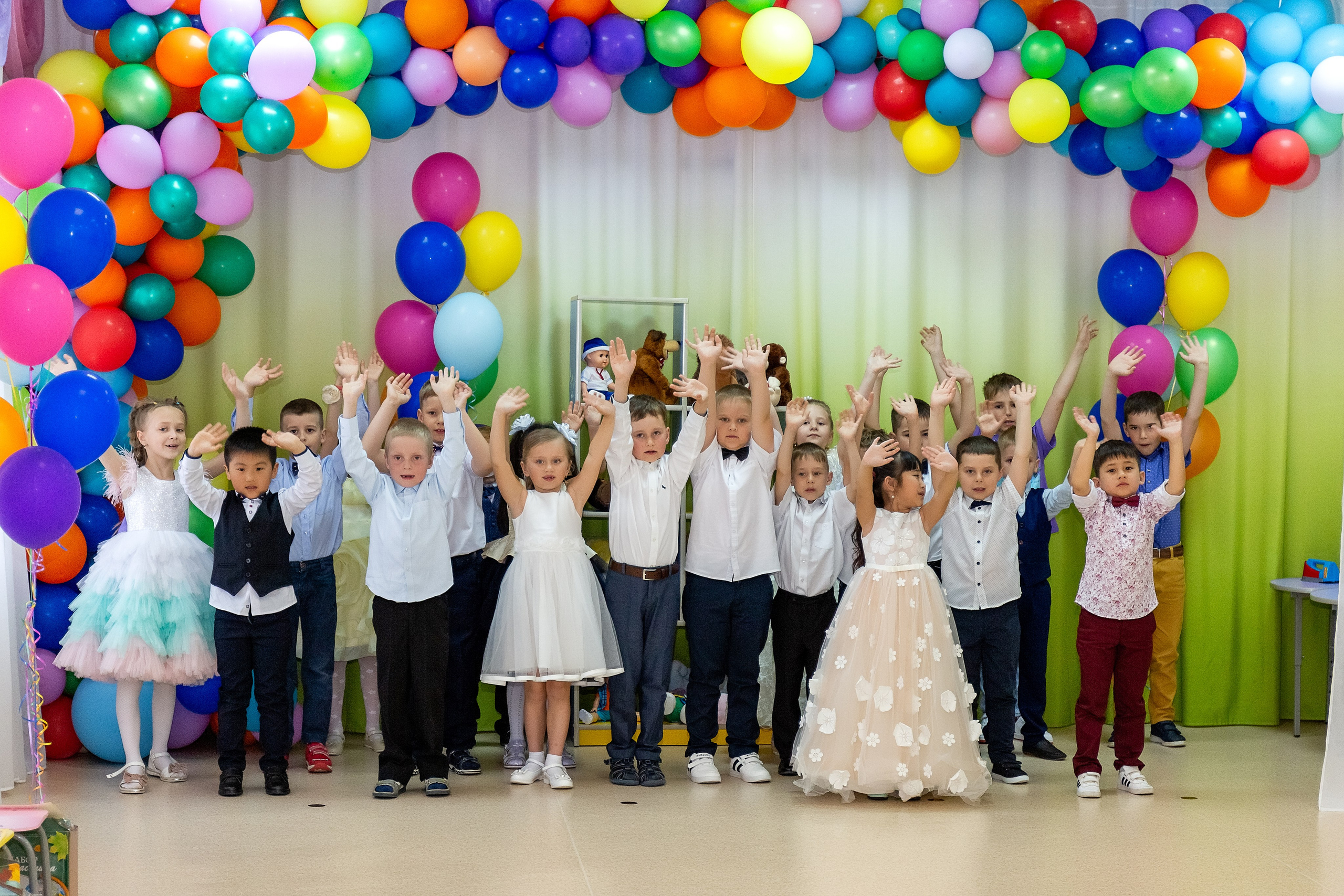 Выпускной. Детский сад «Тигрёнок». Стильный выпускной альбом Владивосток фотограф Вероника Мигачева