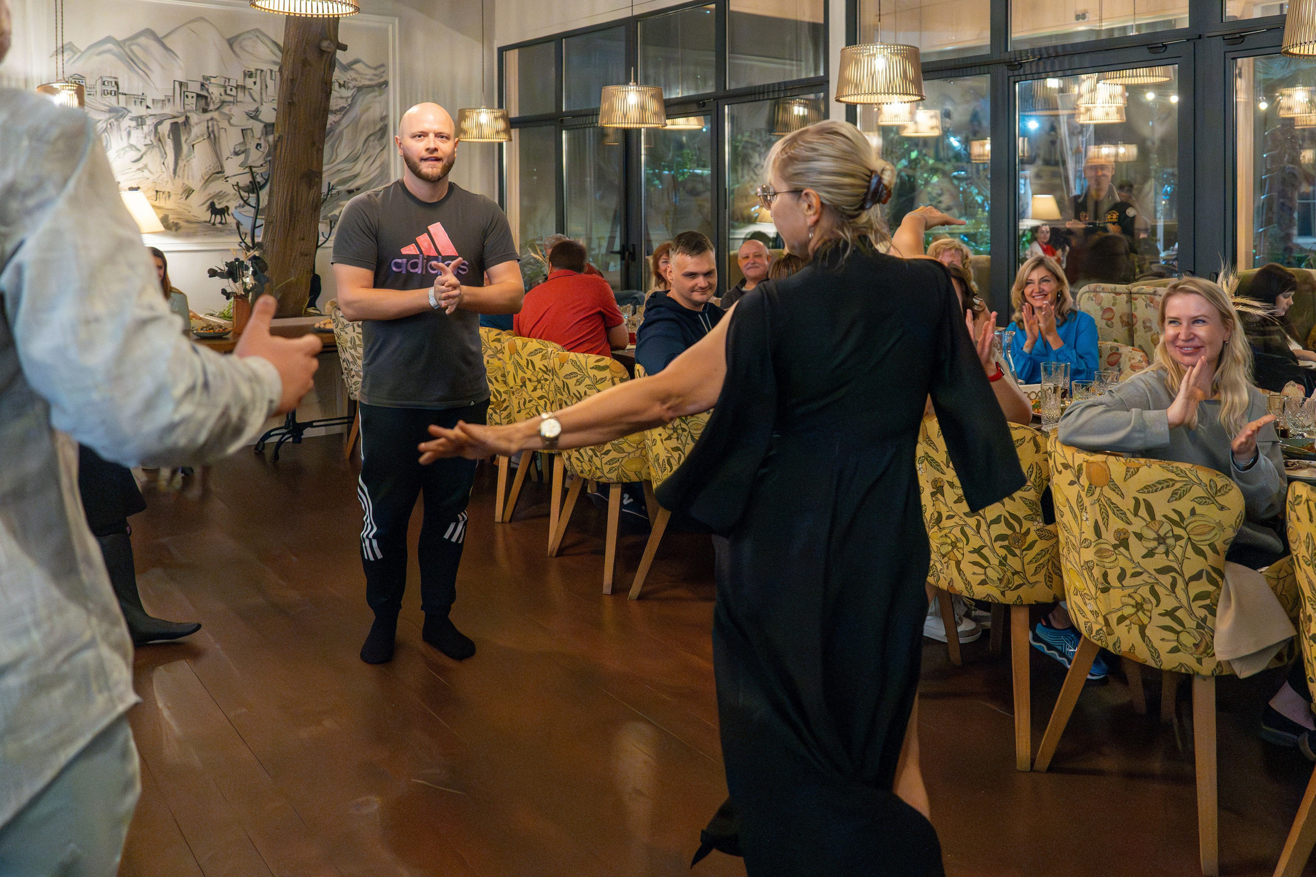 MICE мероприятие для компании Р-фарм. Репортажный фотограф в Красной Поляне и Сочи Павлюченко Екатерина