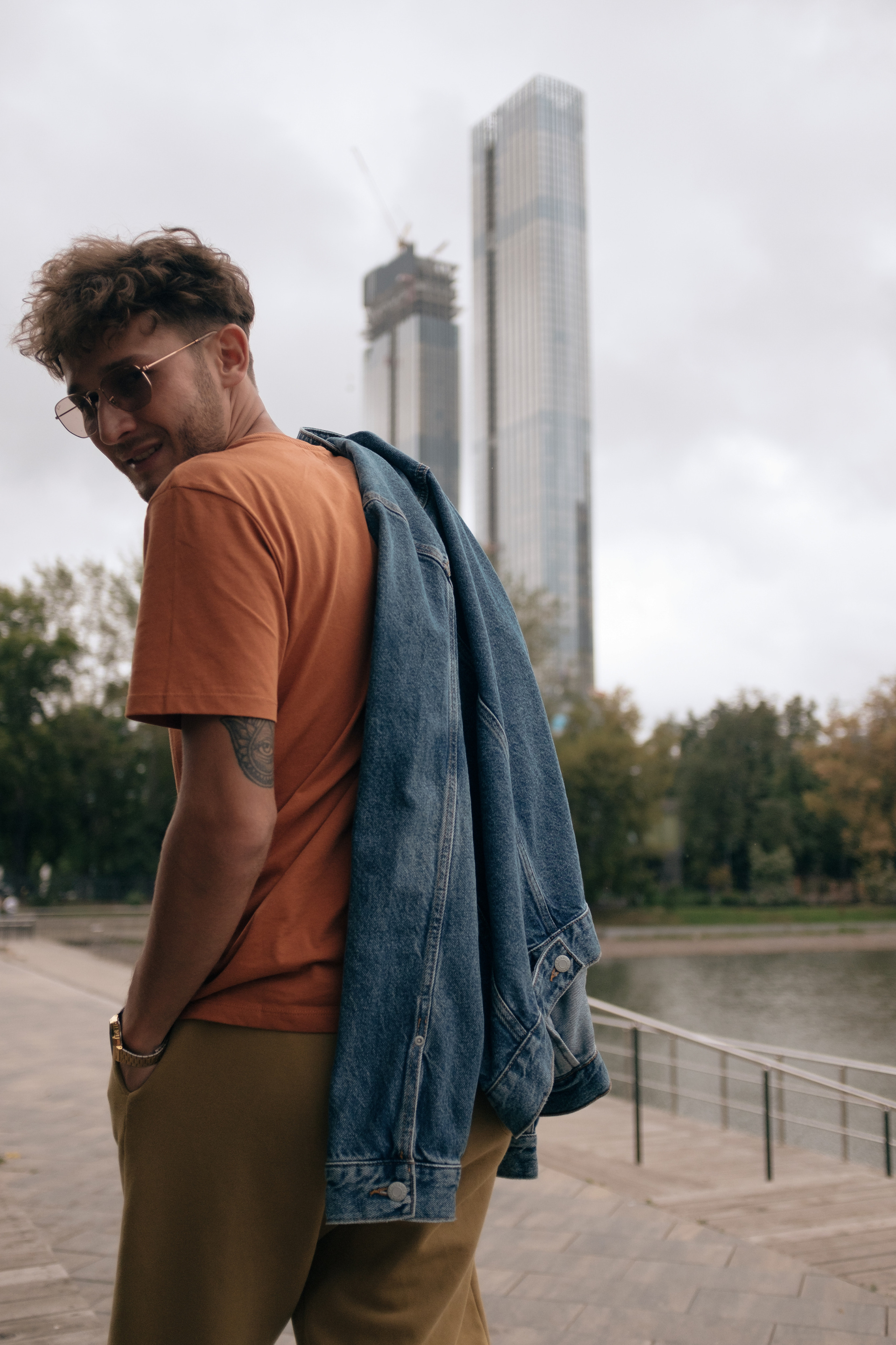 Максим. Репортаж — Бэки — Портреты. Москва, СПб. Алексей Назаров