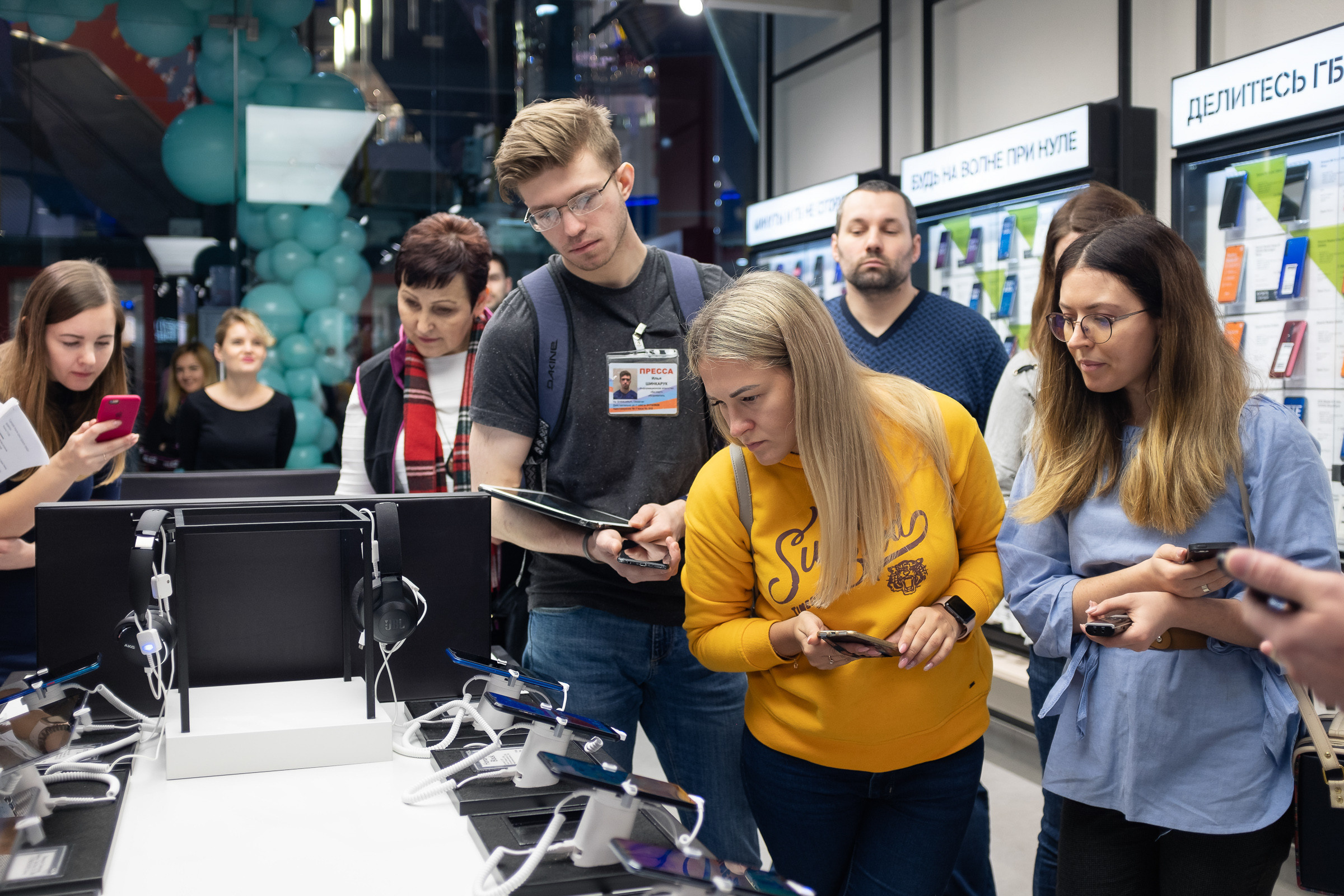 Открытие салона Tele2. Репортаж — Бэки — Портреты. Москва, СПб. Алексей Назаров