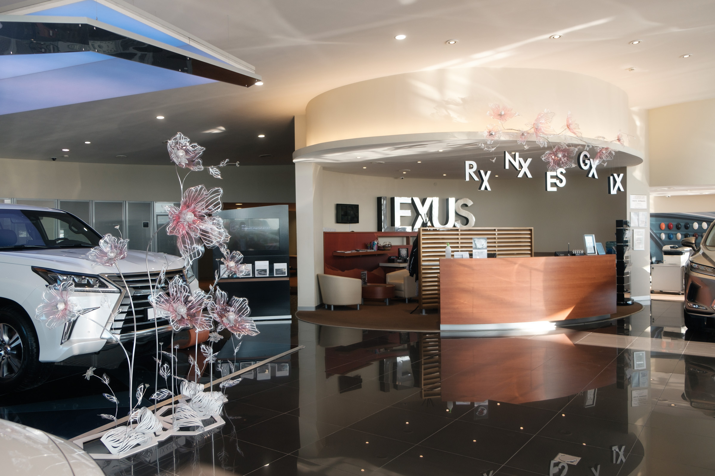 Салон Lexus — декор LOOK in DEKOR. Репортаж — Бэки — Портреты. Москва, СПб. Алексей Назаров