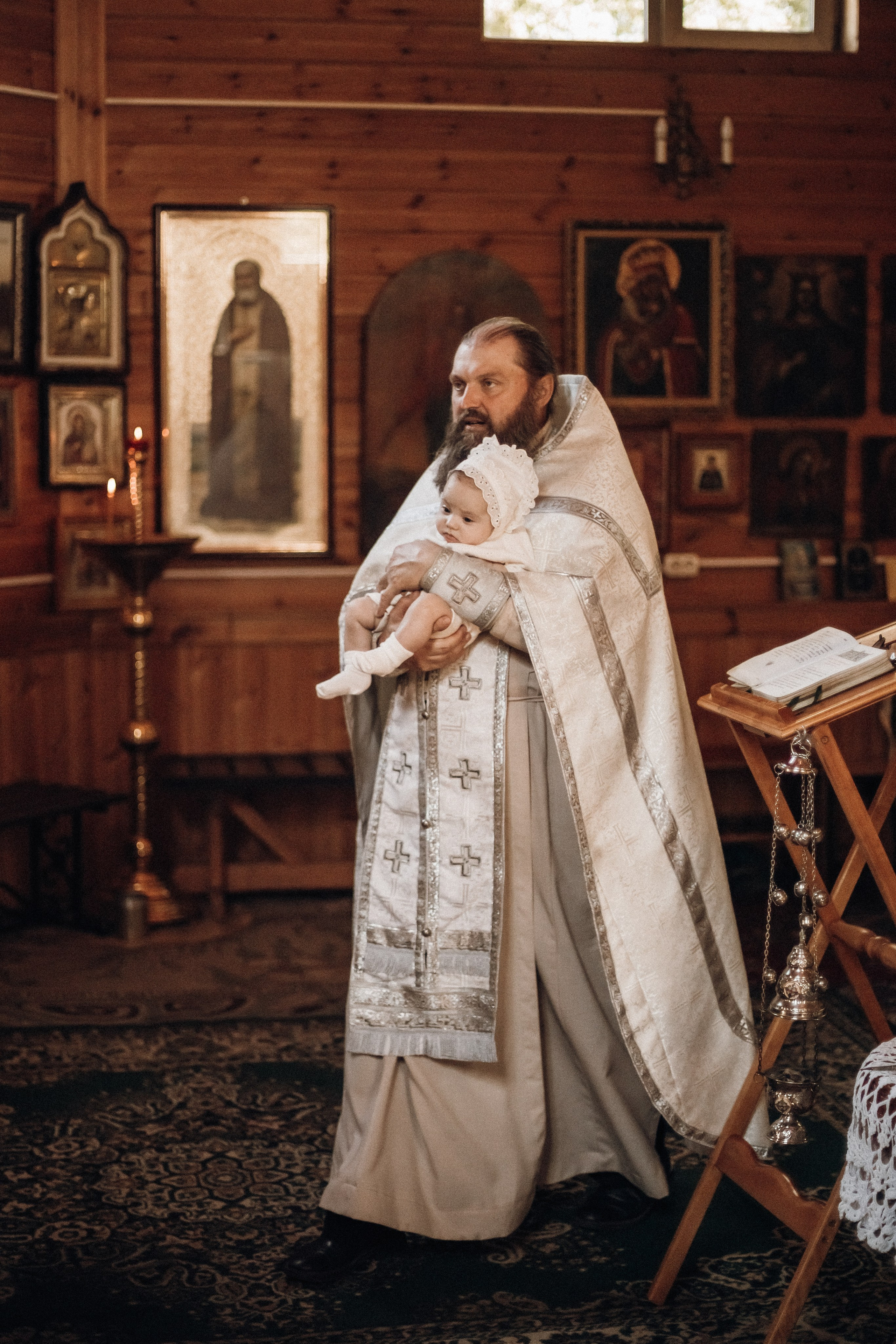 Майя и Дима крестят Миру. Семейный фотограф в Брянске Зурилина Екатерина