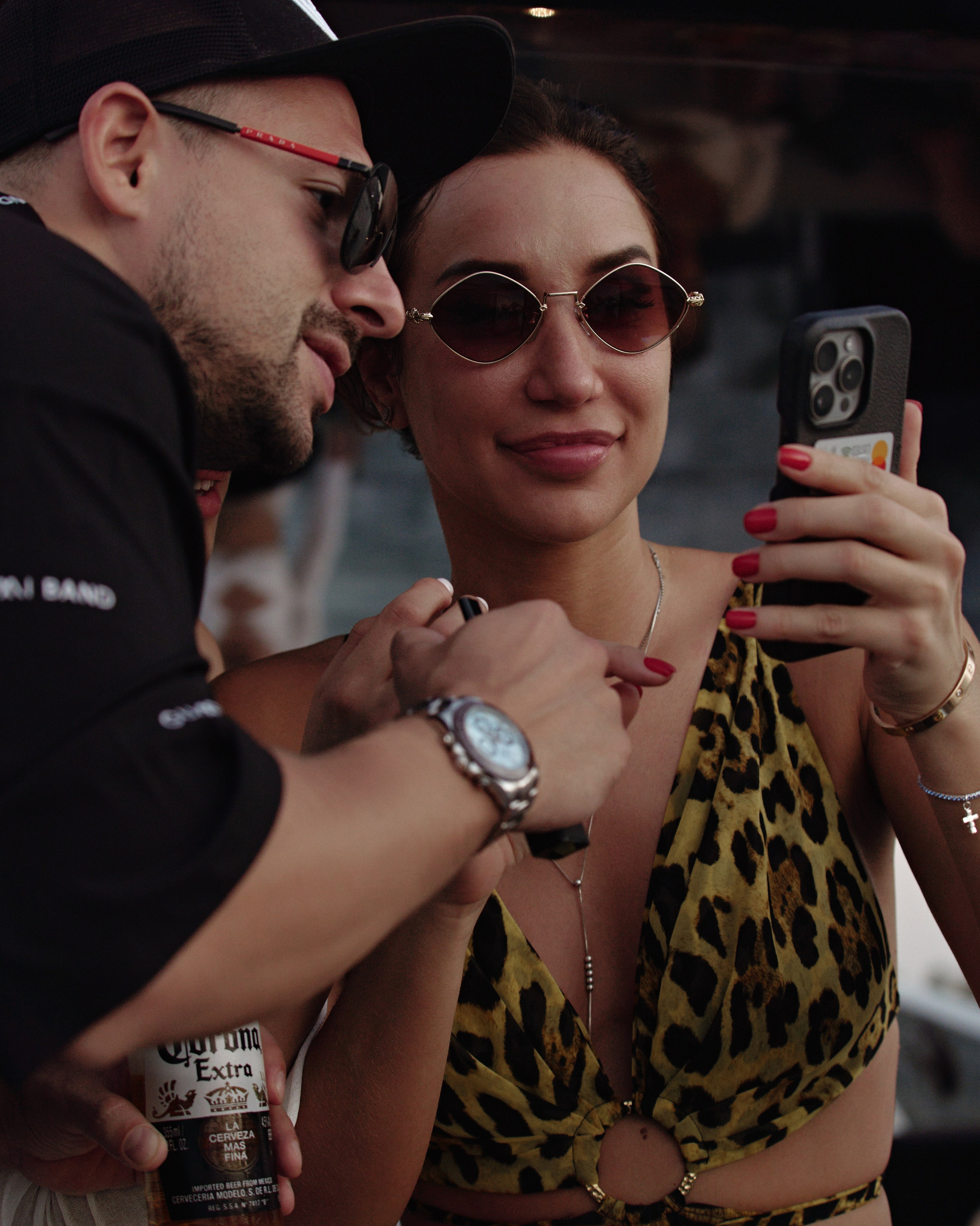 PAVEL DEREVYANKO. NOIZOMAX Художественный фотограф в Дубай