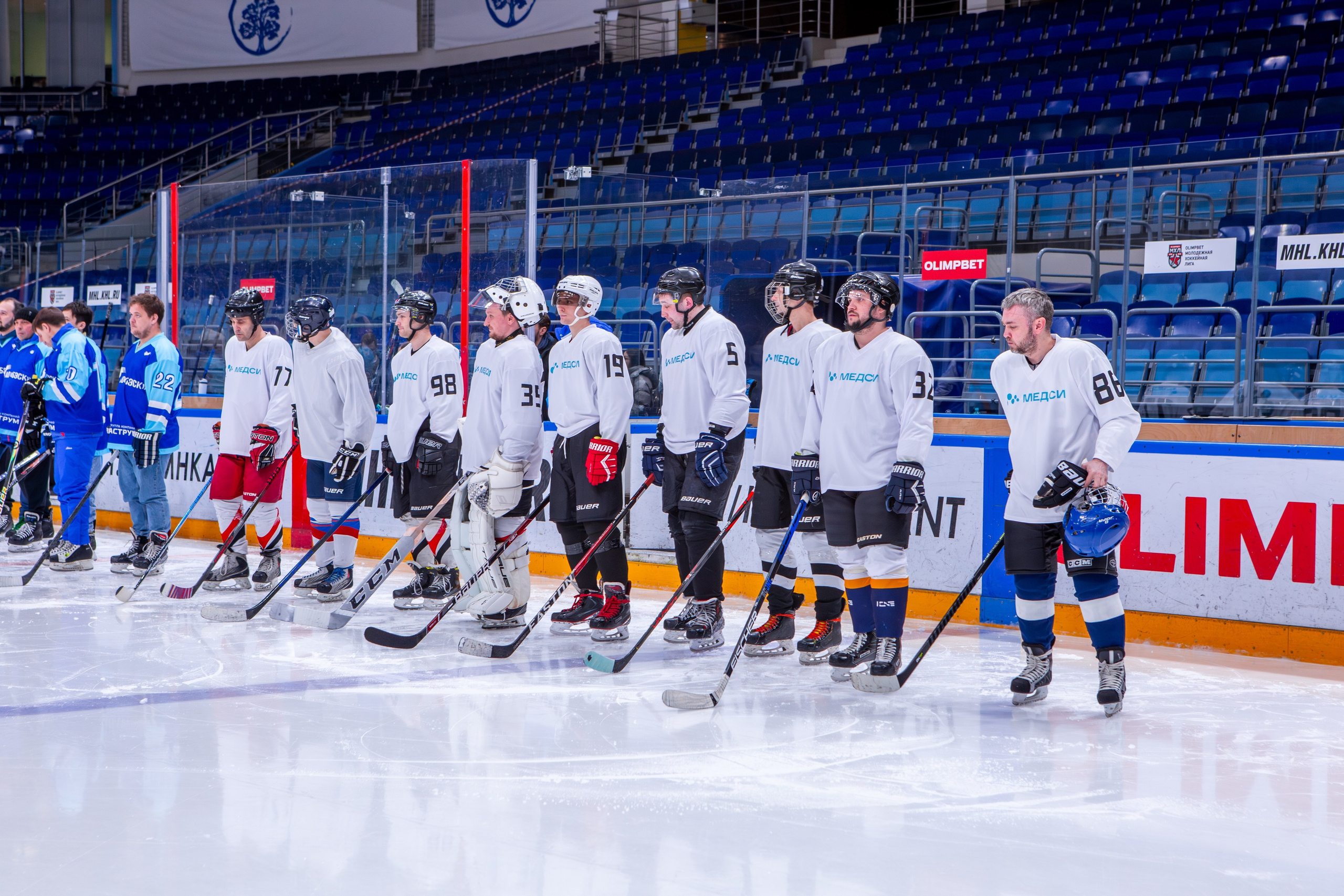 Чемпионат по хоккею. Репортажный, семейный, свадебный, портретный фотограф