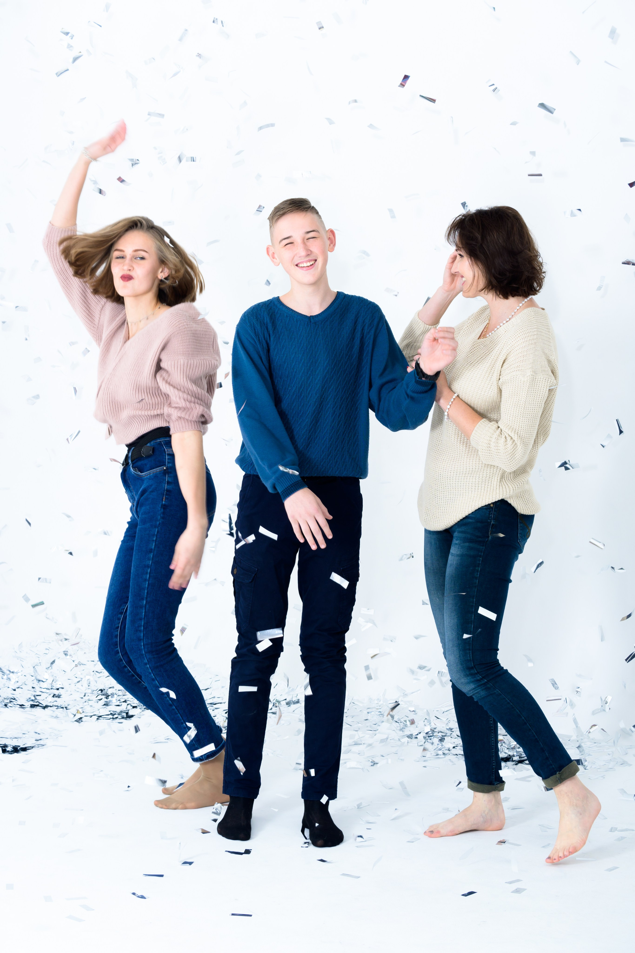 Katya and the family. Fotograf Dmitrii Donets