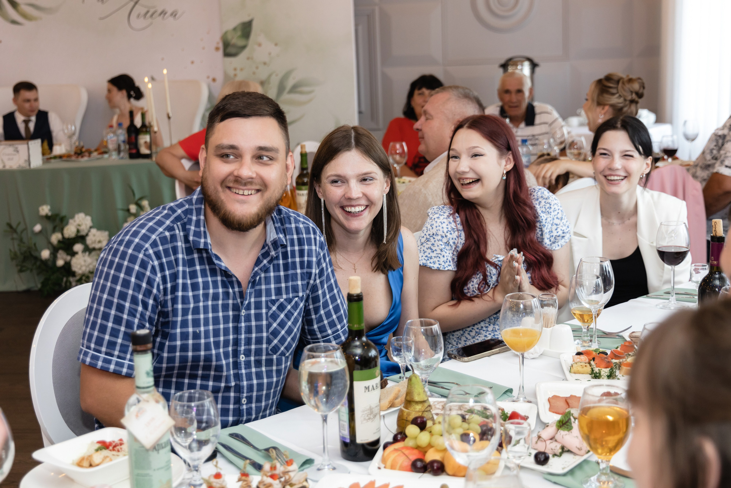 Алёна и Денис (полный день). Фотограф в Барнауле Юлия Садвокасова