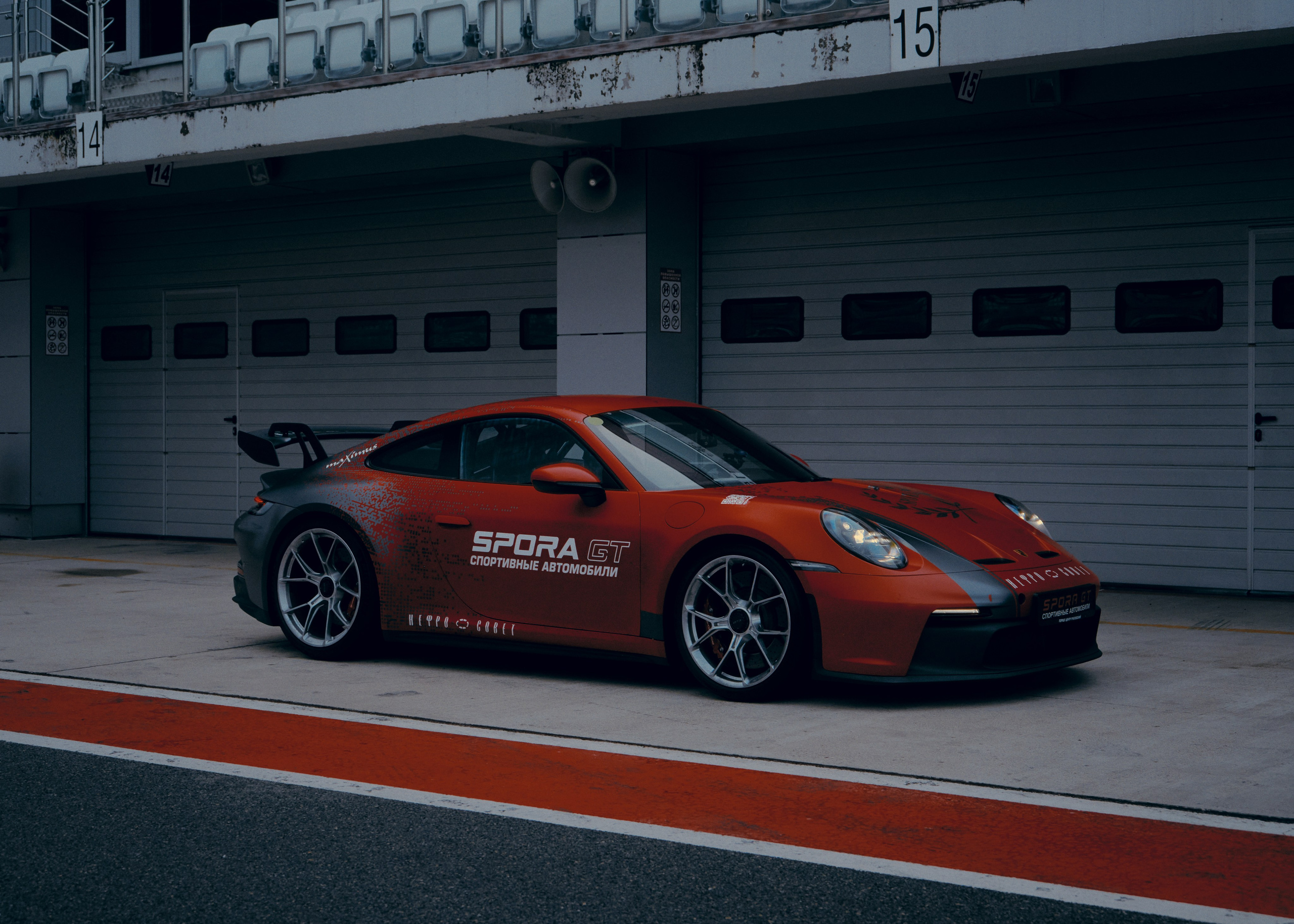 Автомобильный и коммерческий фотограф Москва