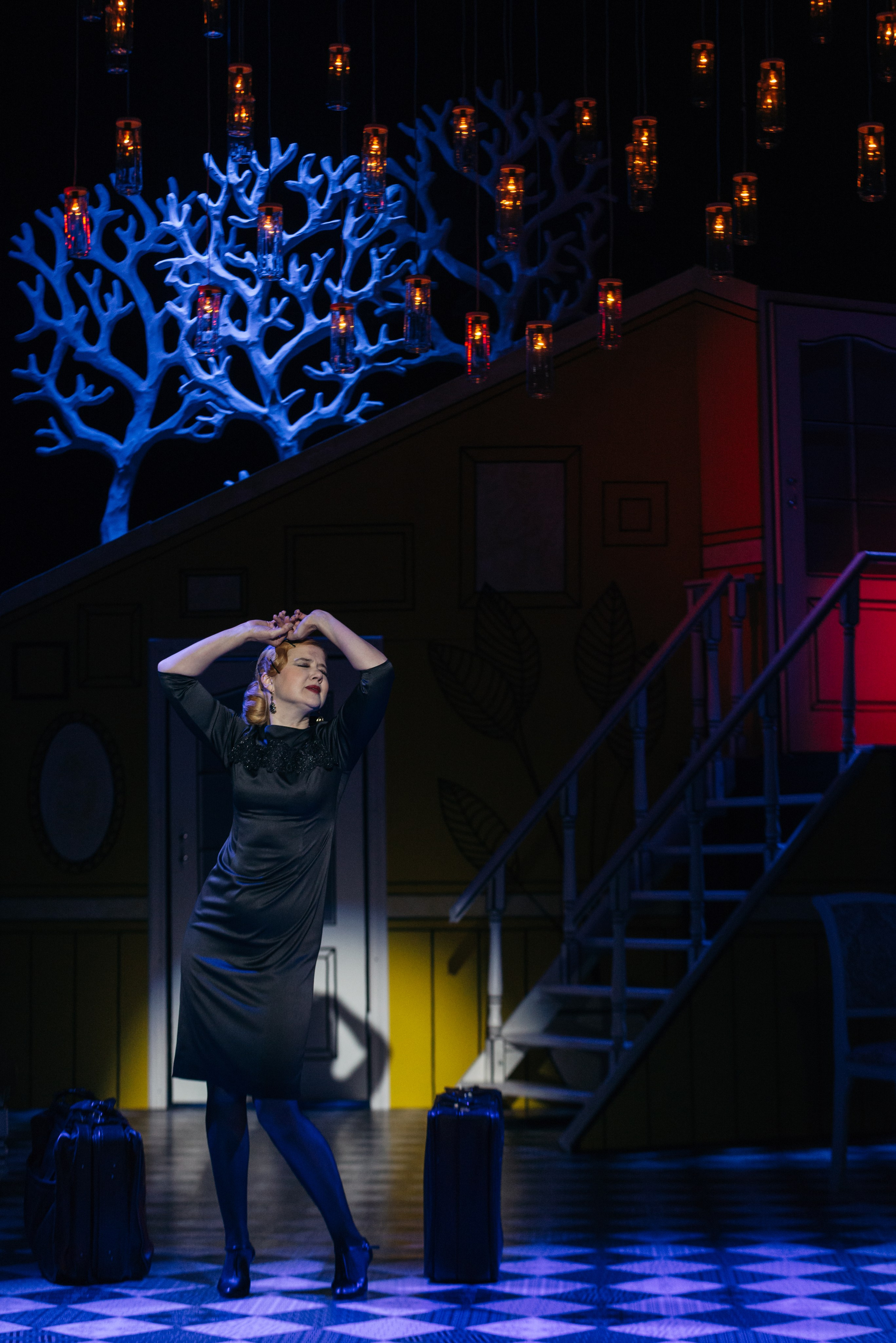 8 любящих женщин. Главная