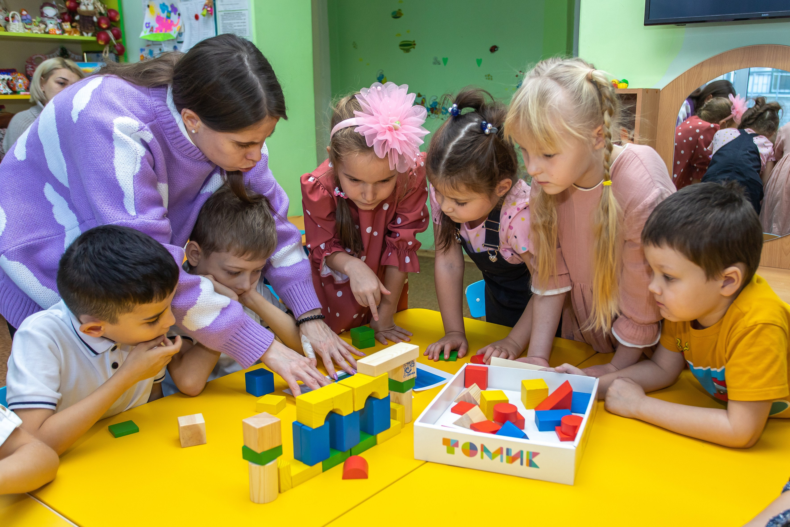 Сюжетные фотографии. Выпускные альбомы и фильмы