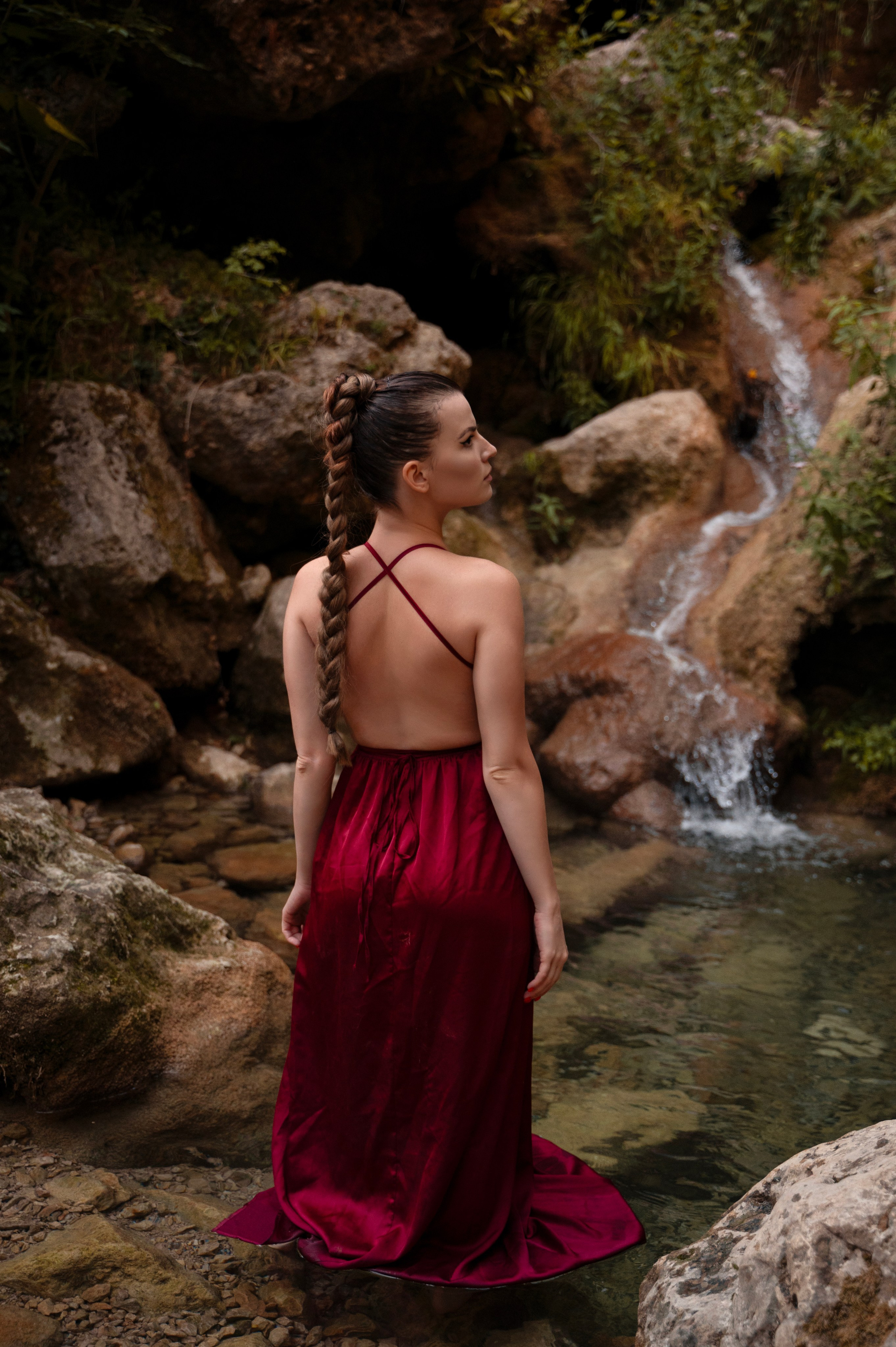 Водопад. Ира. Ваш фотограф в Крыму