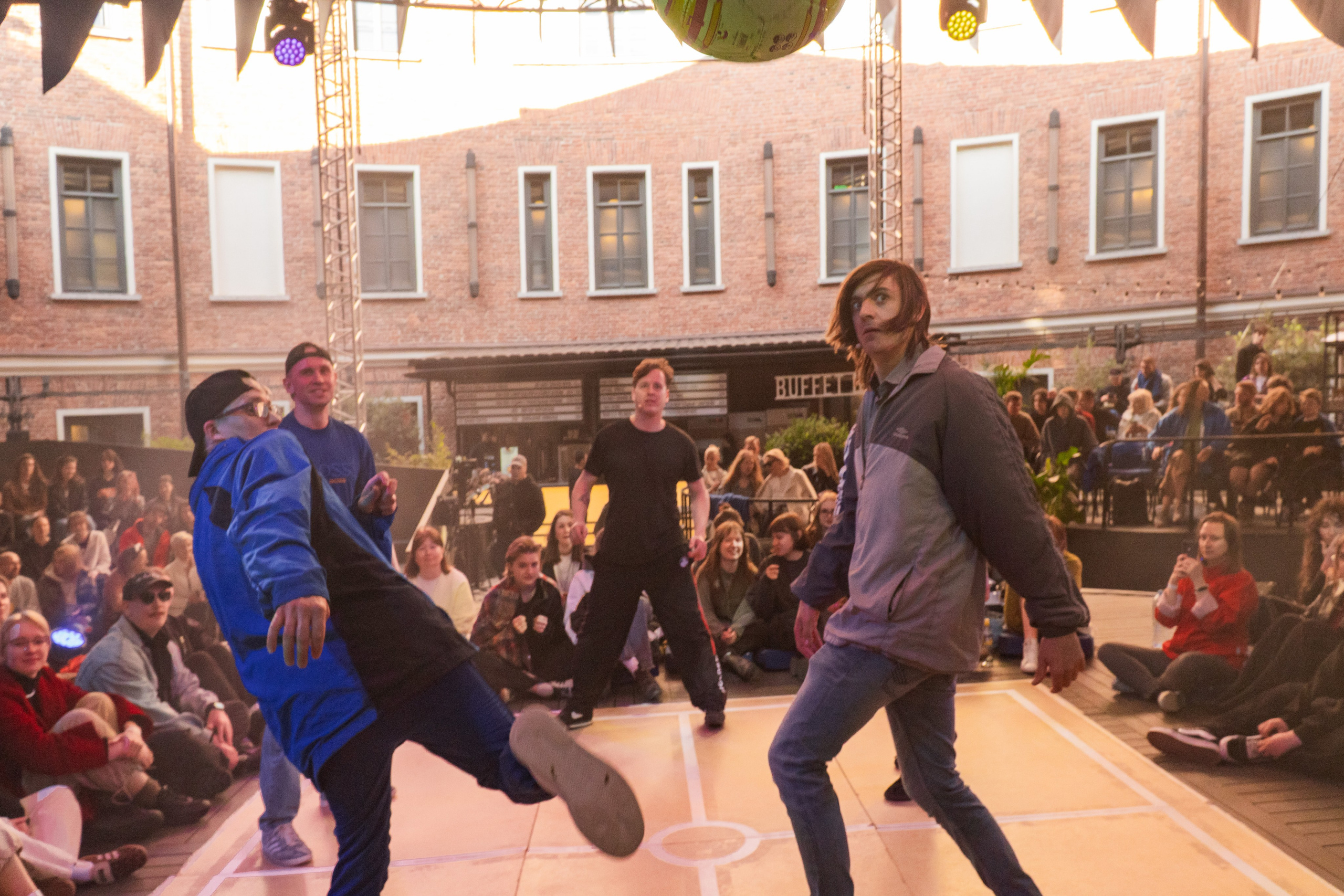 Квадрат: badtheatre. Фотограф в Санкт-Петербурге Авдотья Благовещенская