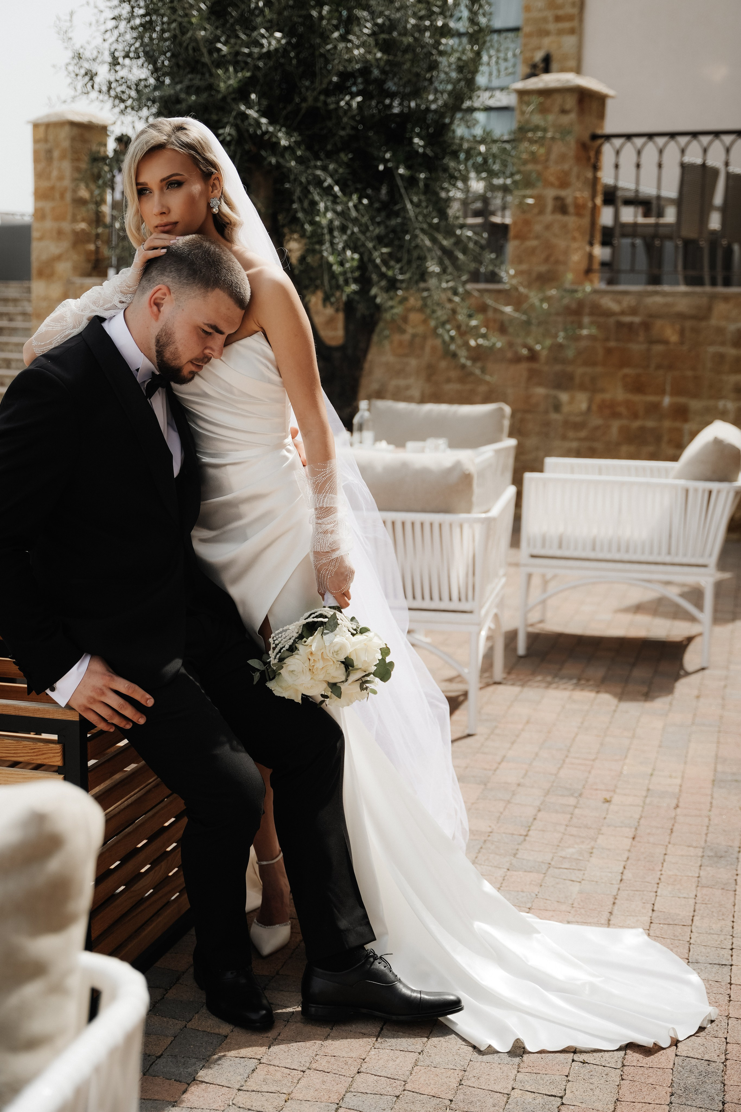 Astoria. VISUAL ARTIST · KRONGAUZ ANASTASIA