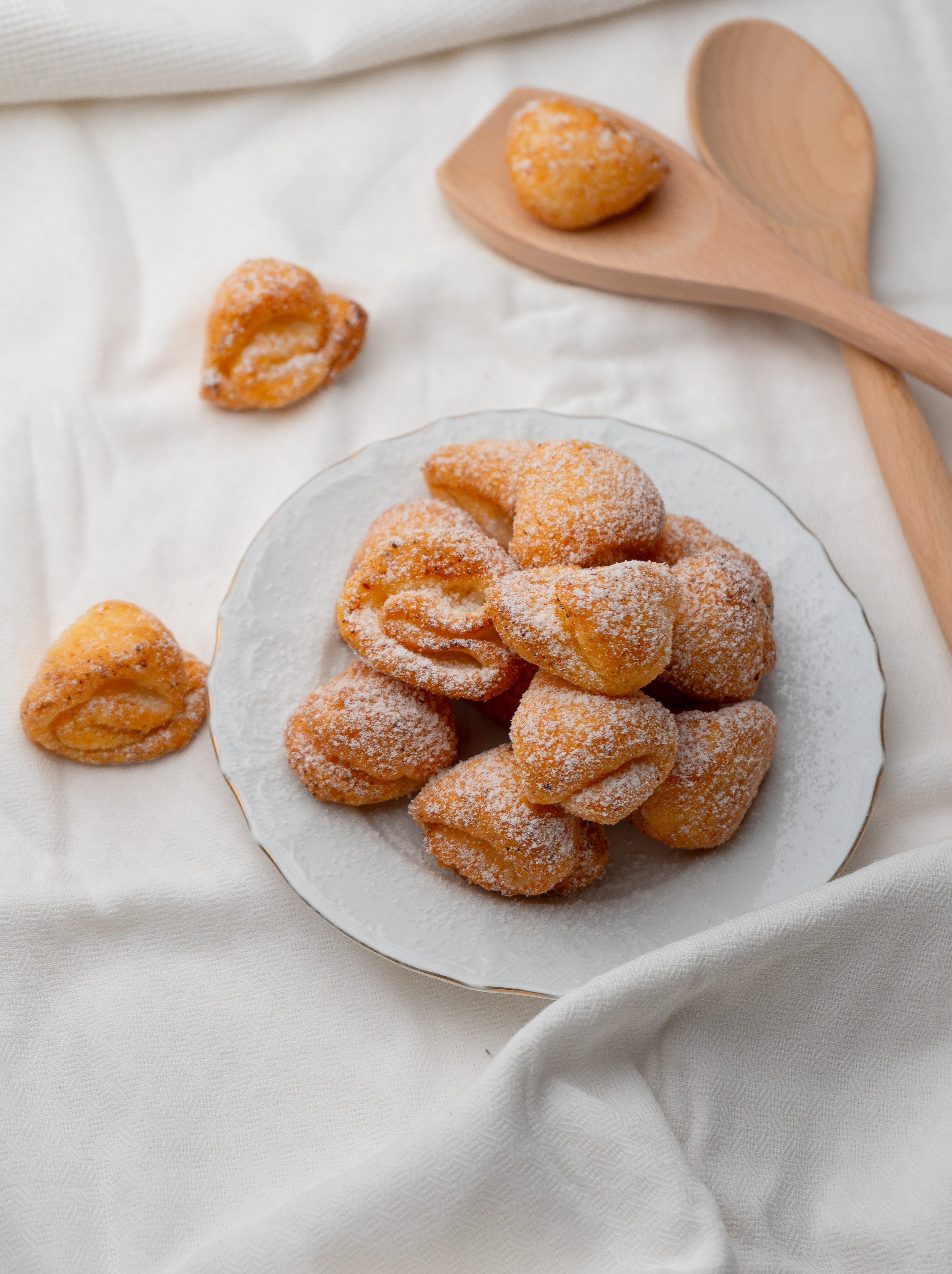 Кондитерские изделия, десерты и пирожные. Фуд-фотограф Караганда Астана